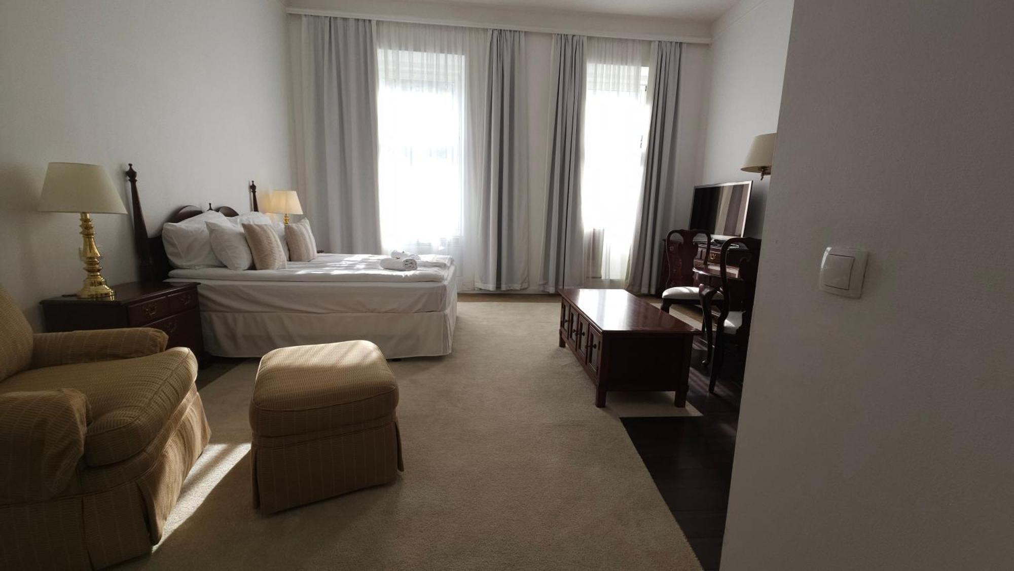 Opera16 Guestrooms Maison d'hôtes Budapest