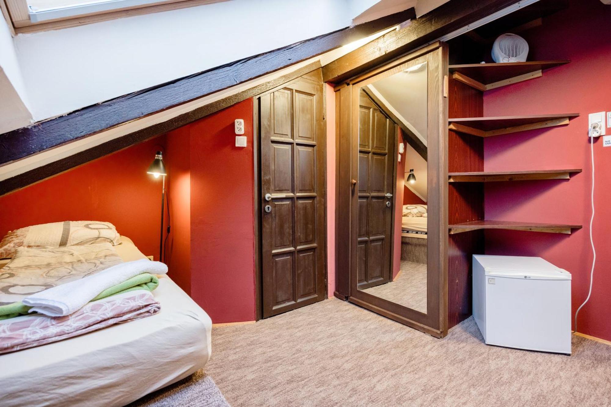 Apartment Gul Baba Saray *