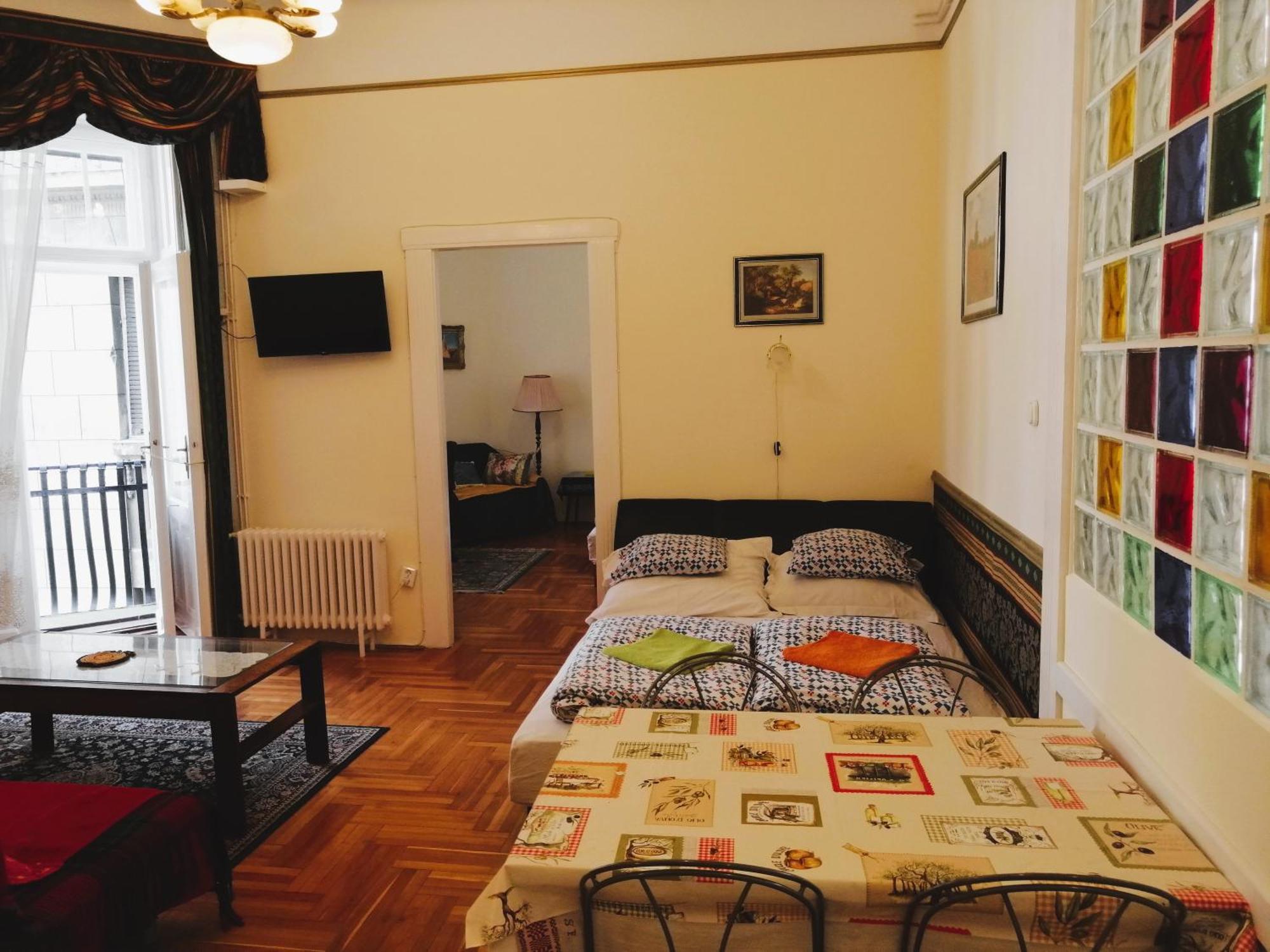 Garibaldi 5 & Appartement *