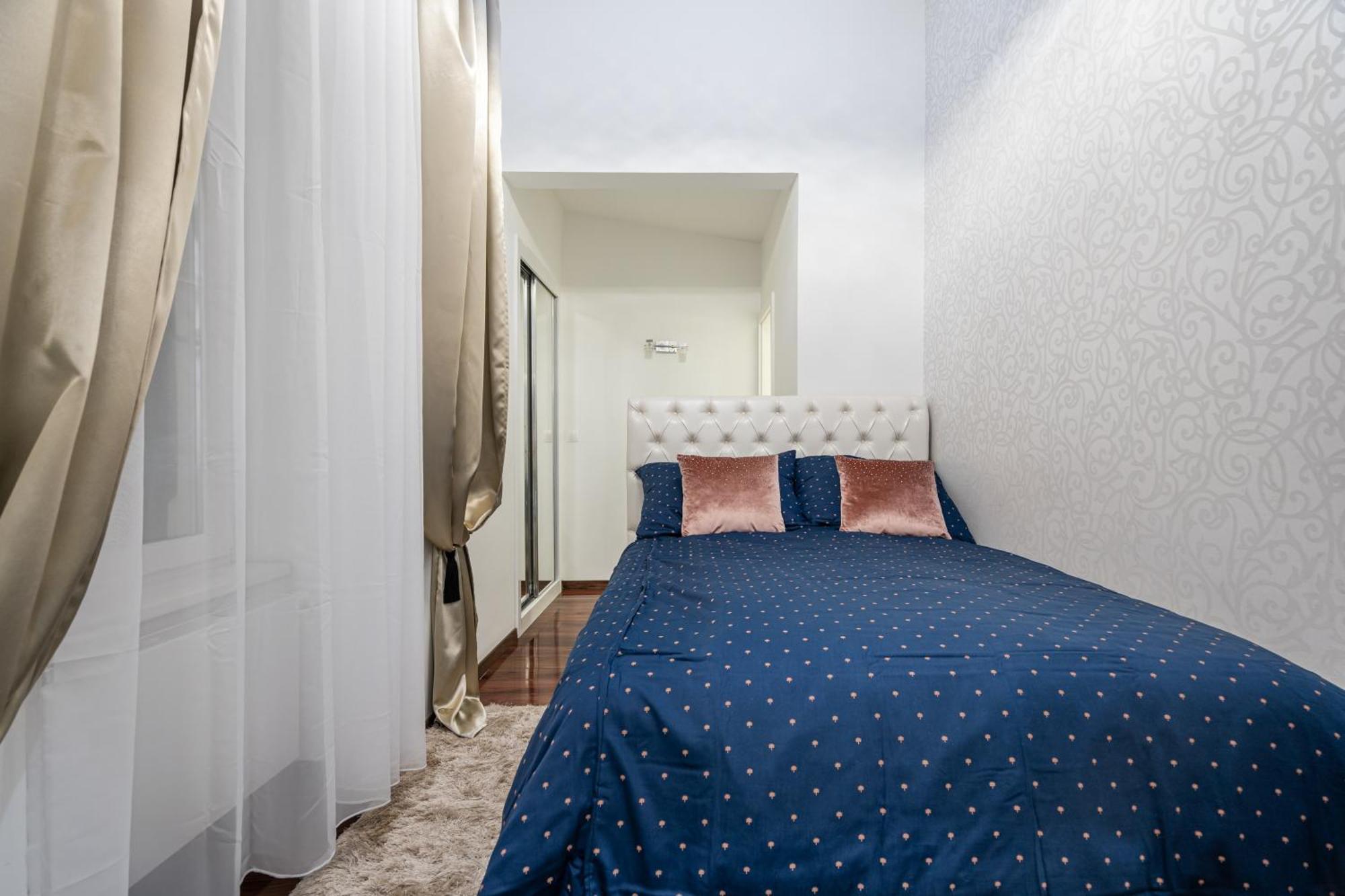 Apartamento Opera Balkony Luxury With Free Parking *