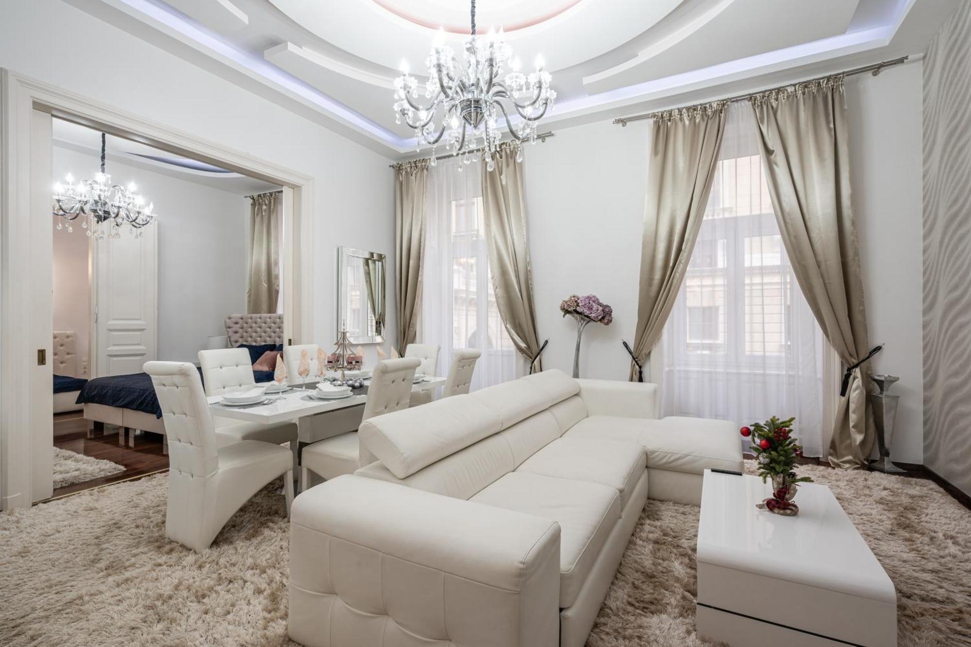 Opera Balkony Luxury With Free Parking Apartamento *