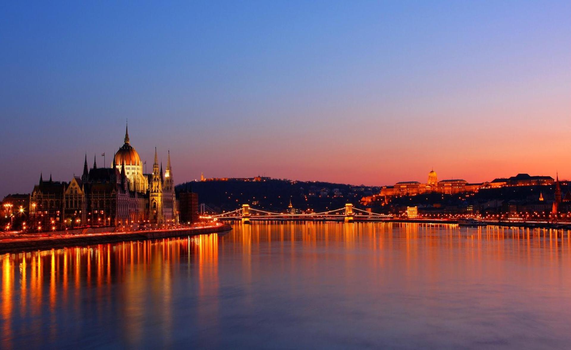 Little Americas Opera Apartment Budapest