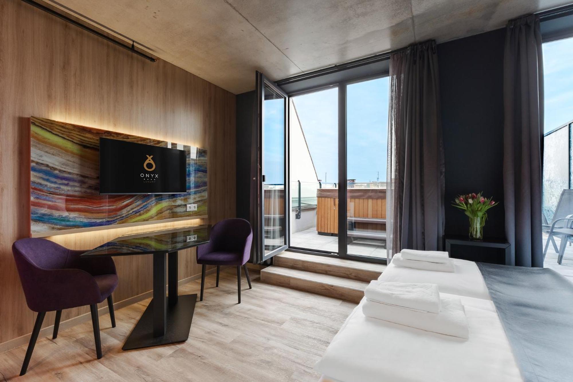Hotel Onyx Luxury 4*