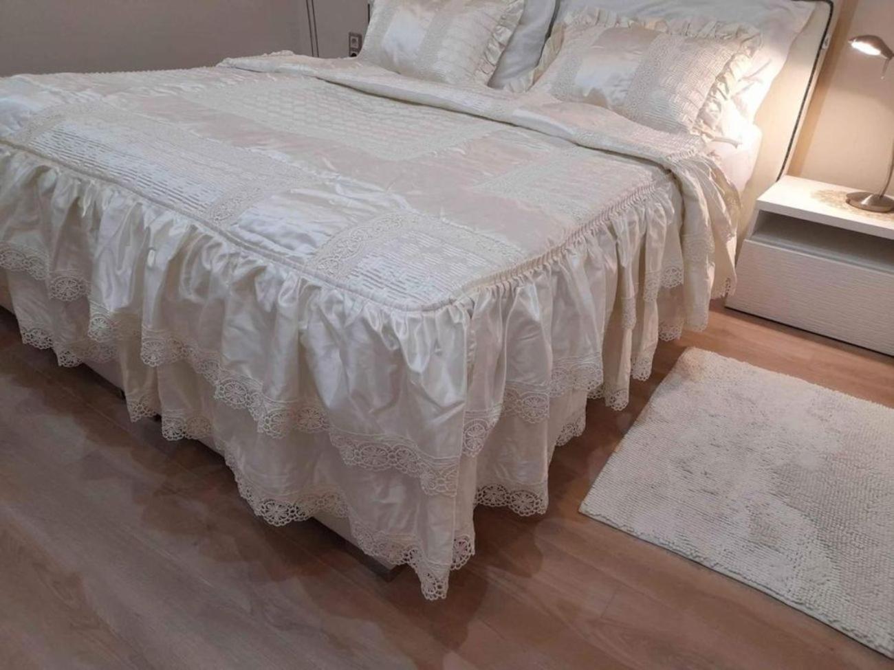 Apartmán Modern, Quiet & Cozy In The Middle Of Downtown Near Danube At Fashion Street