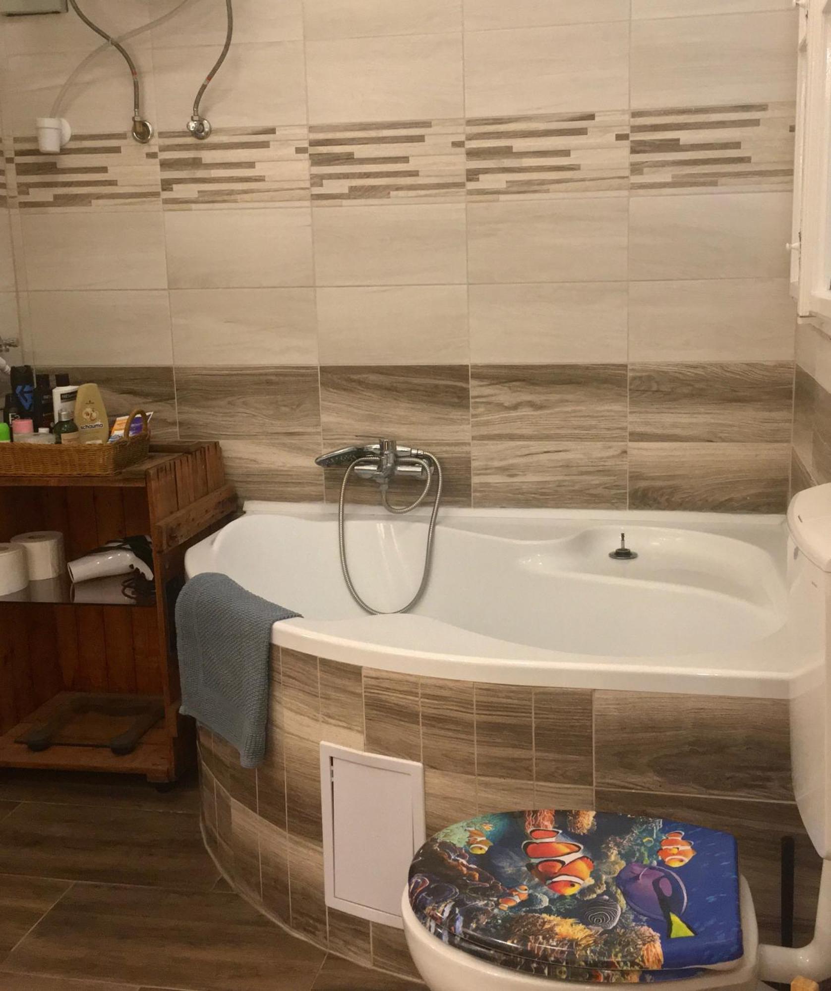 Gaia Astoria * Budapest