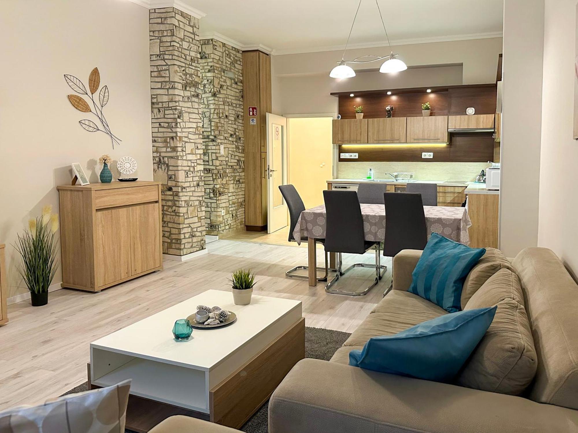 Asboth Taylor Appartement *