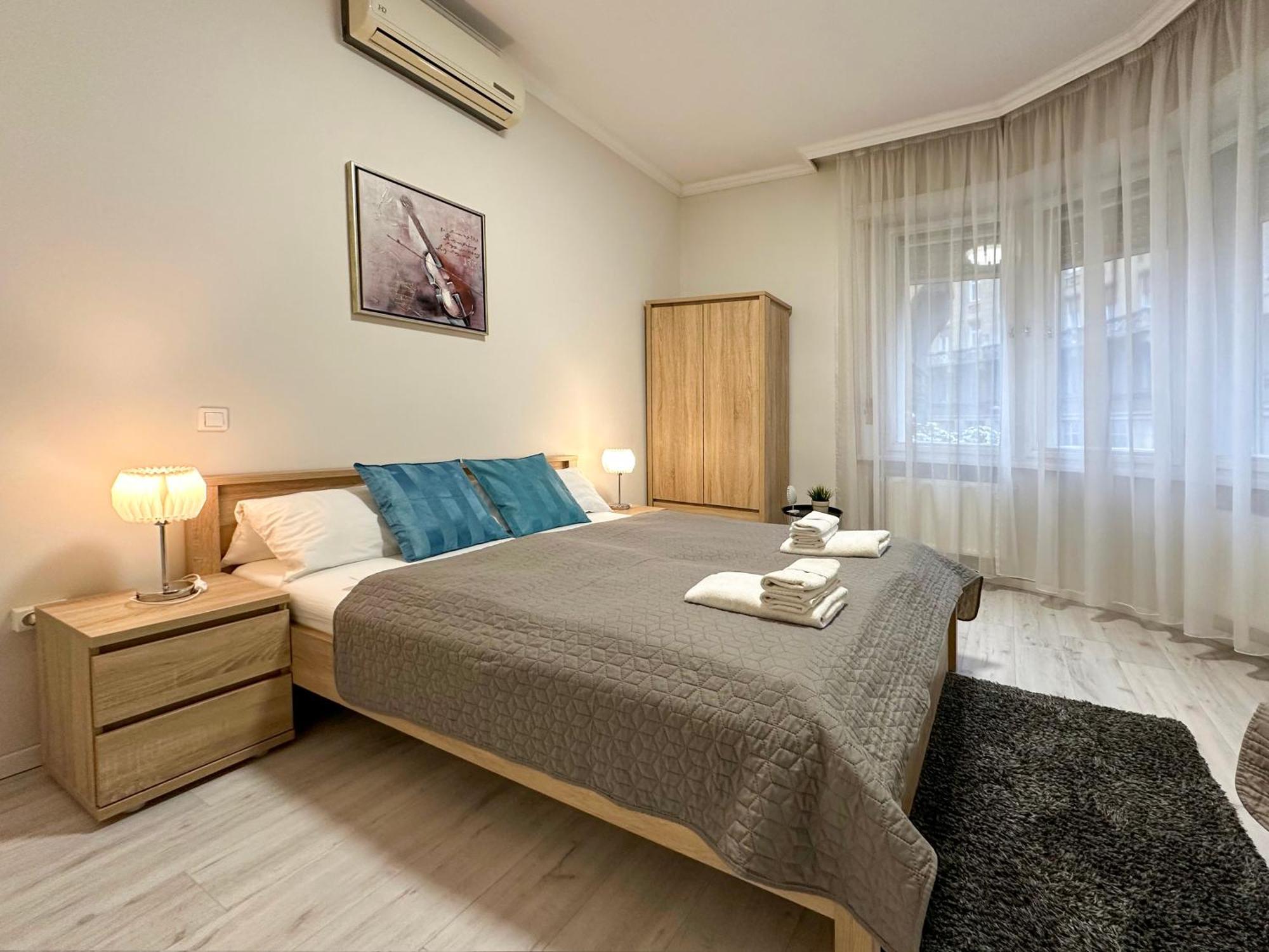 Asboth Taylor Appartement *