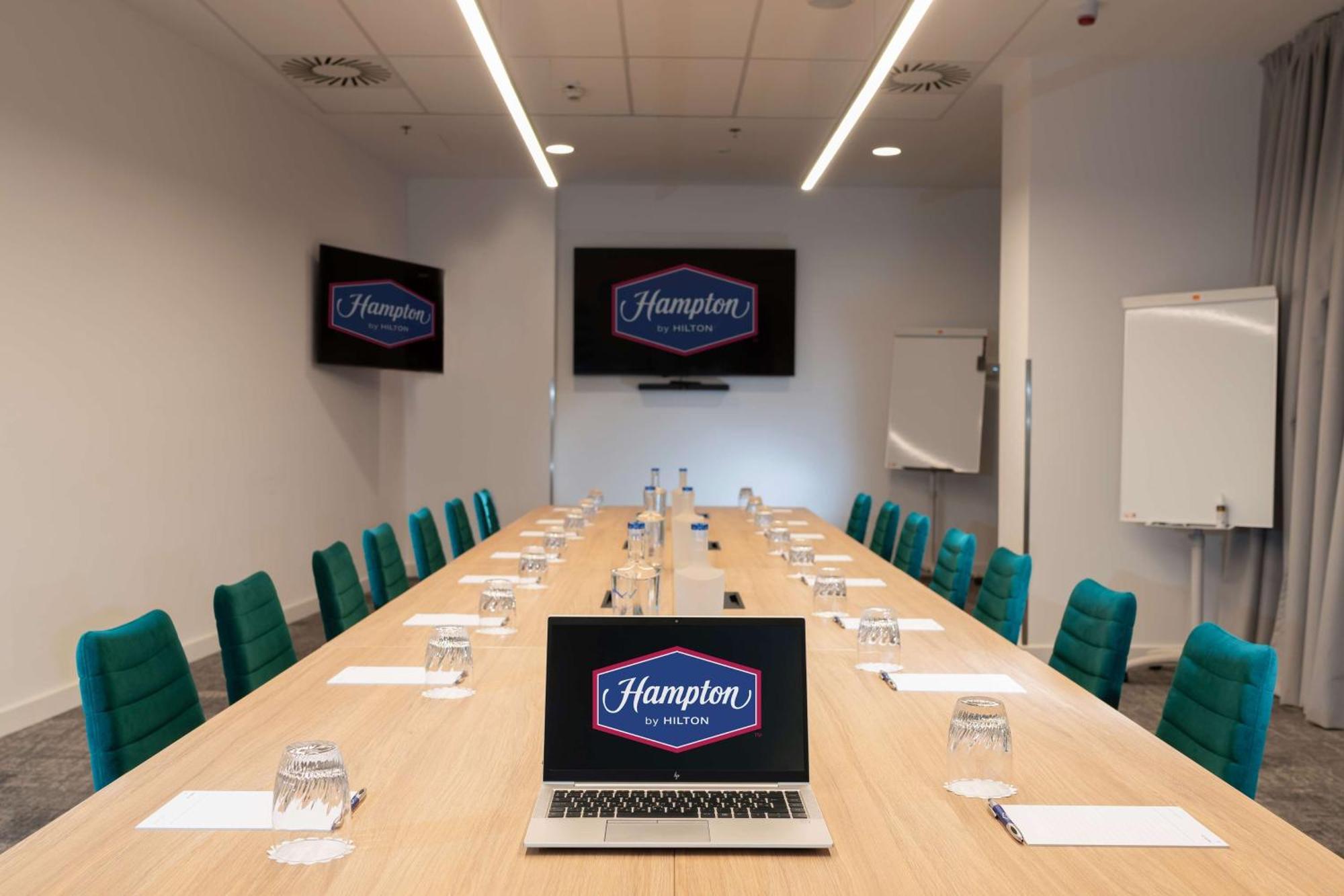 Hotel Hampton By Hilton Centre