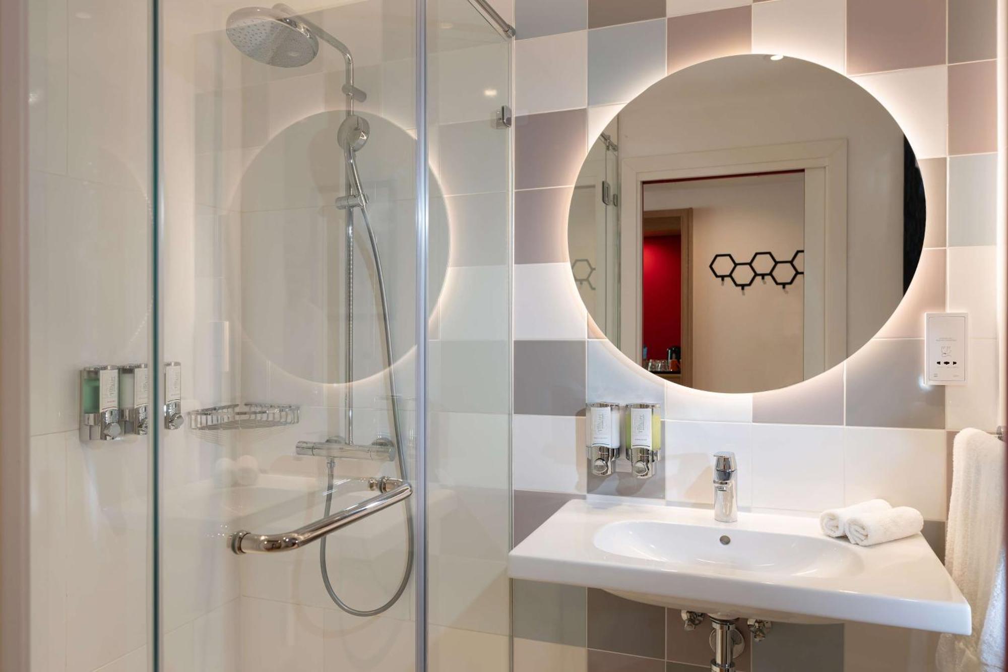 Hampton By Hilton Centre Hotel 3*