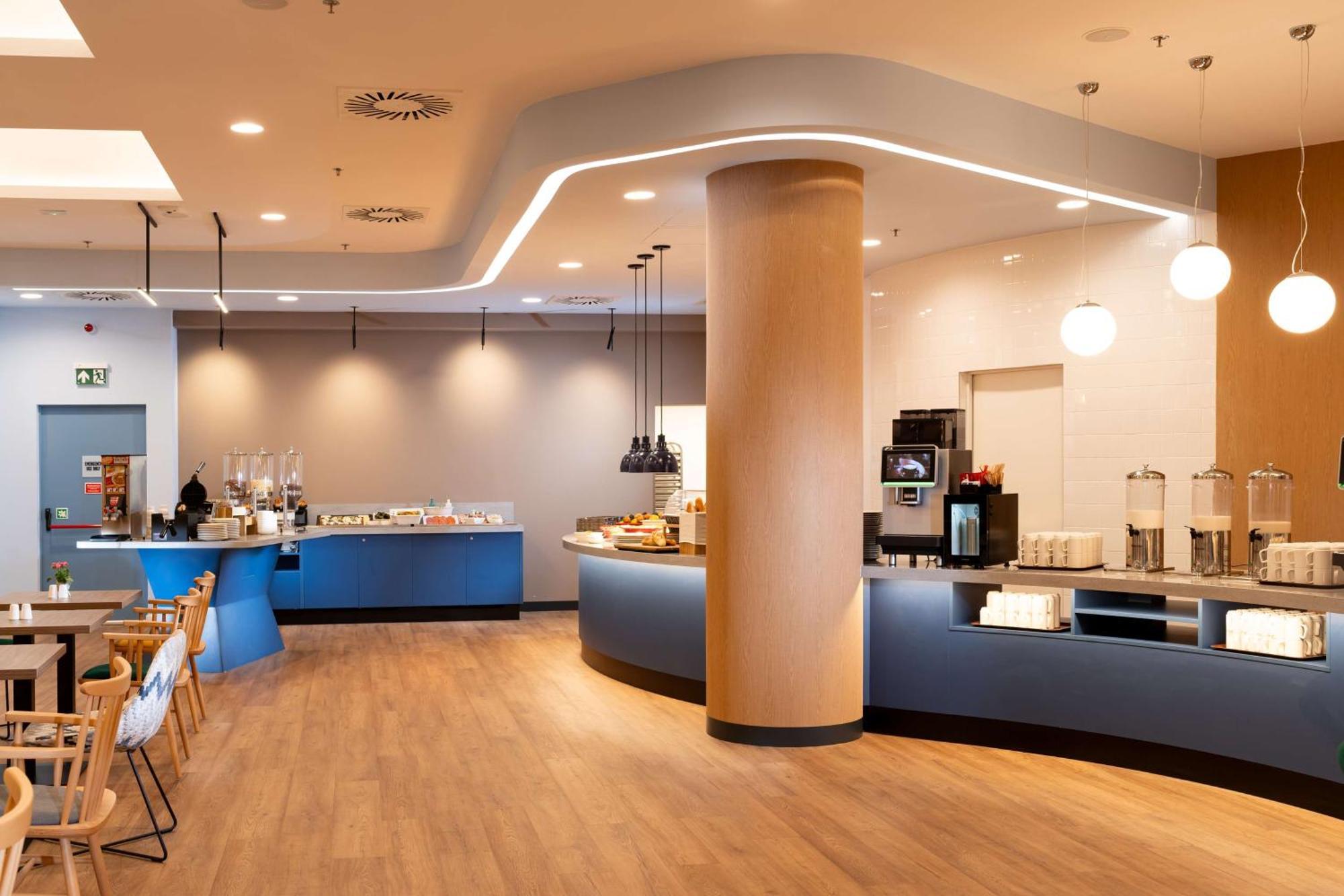 Hotel Hampton By Hilton Centre