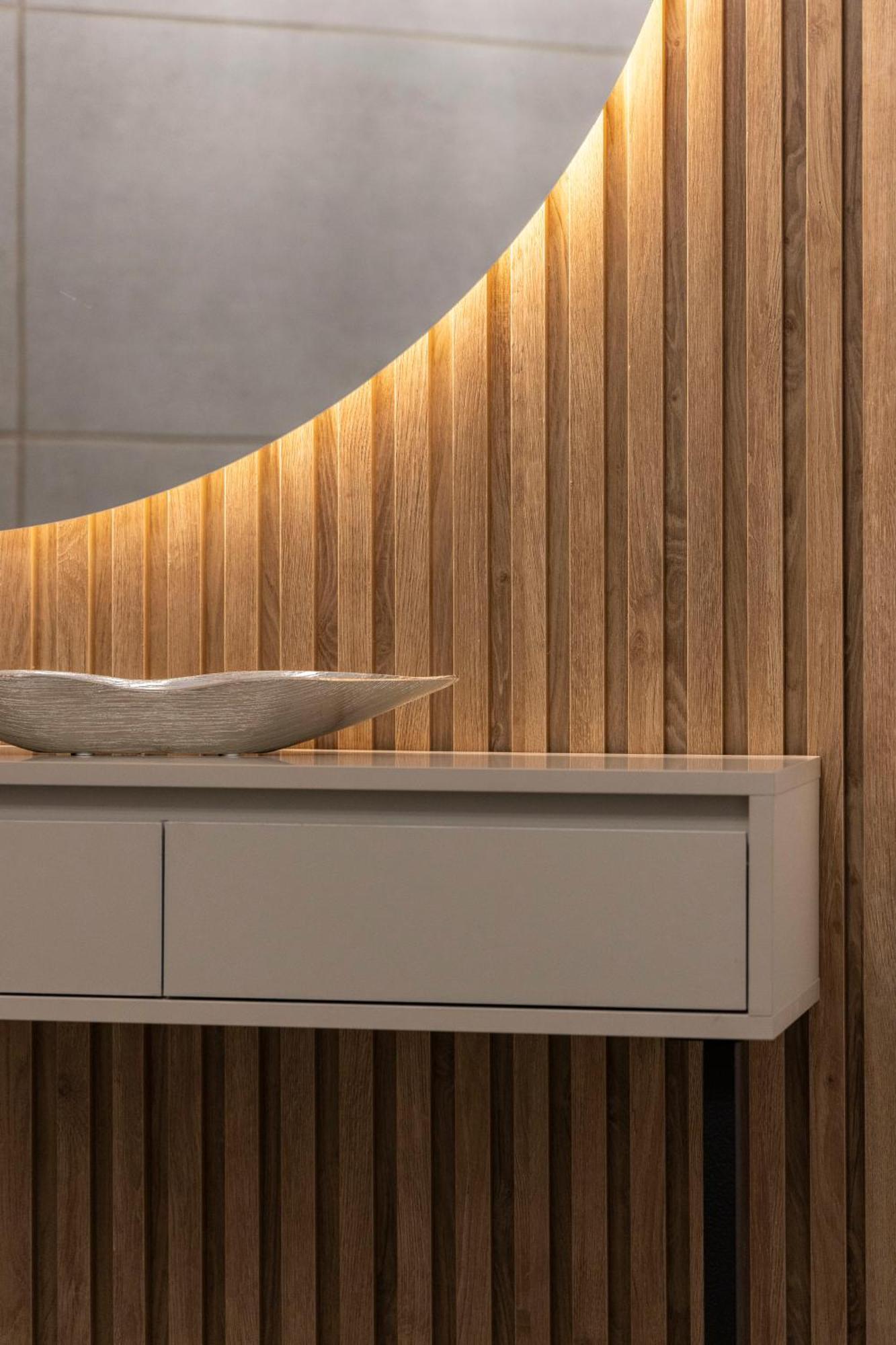 Luxurious & Spacious With Balcony Apartment Budapest