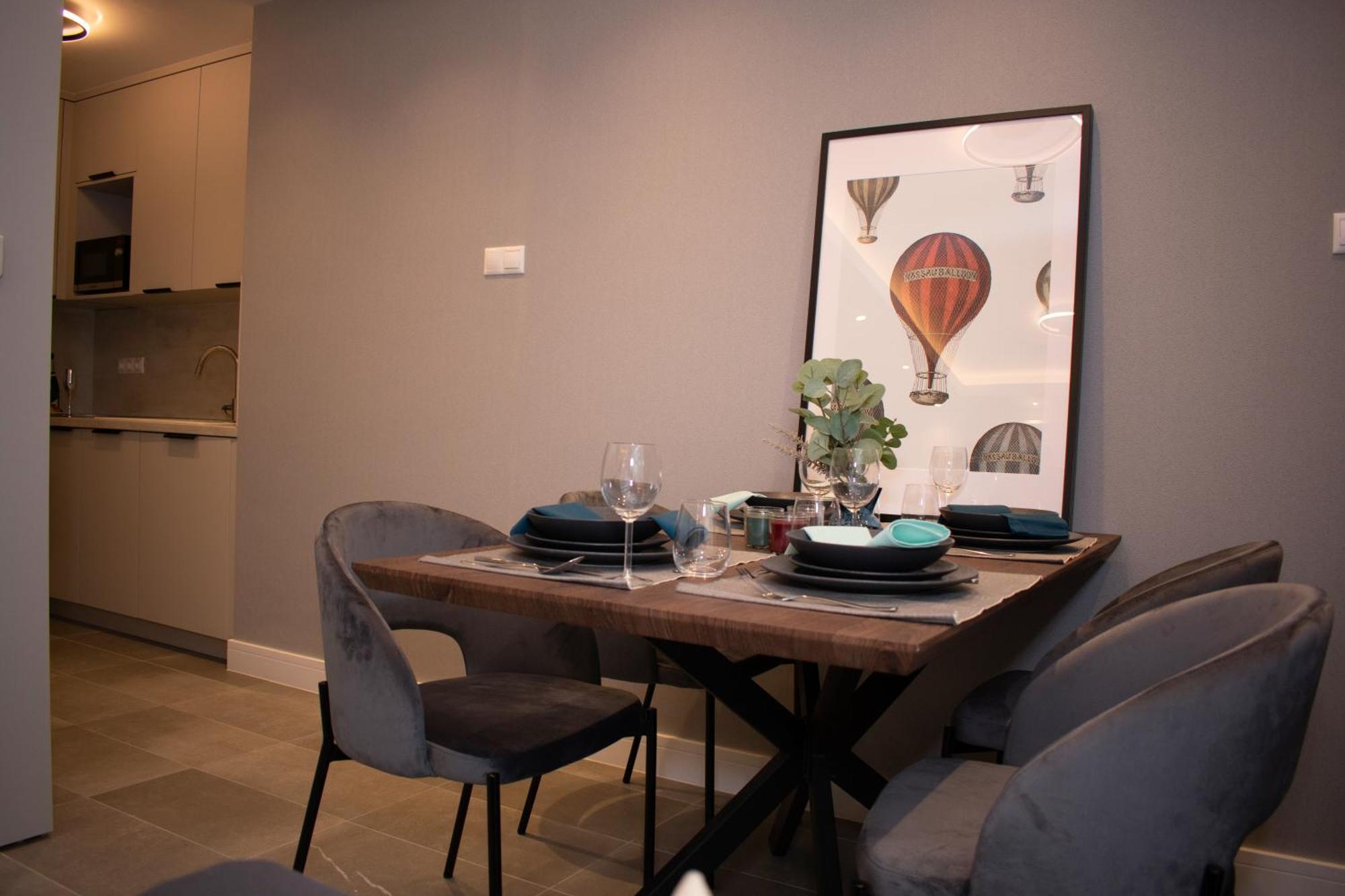 Luxury Cozy 2 Bdr Downtown Apt.2 * Budapest