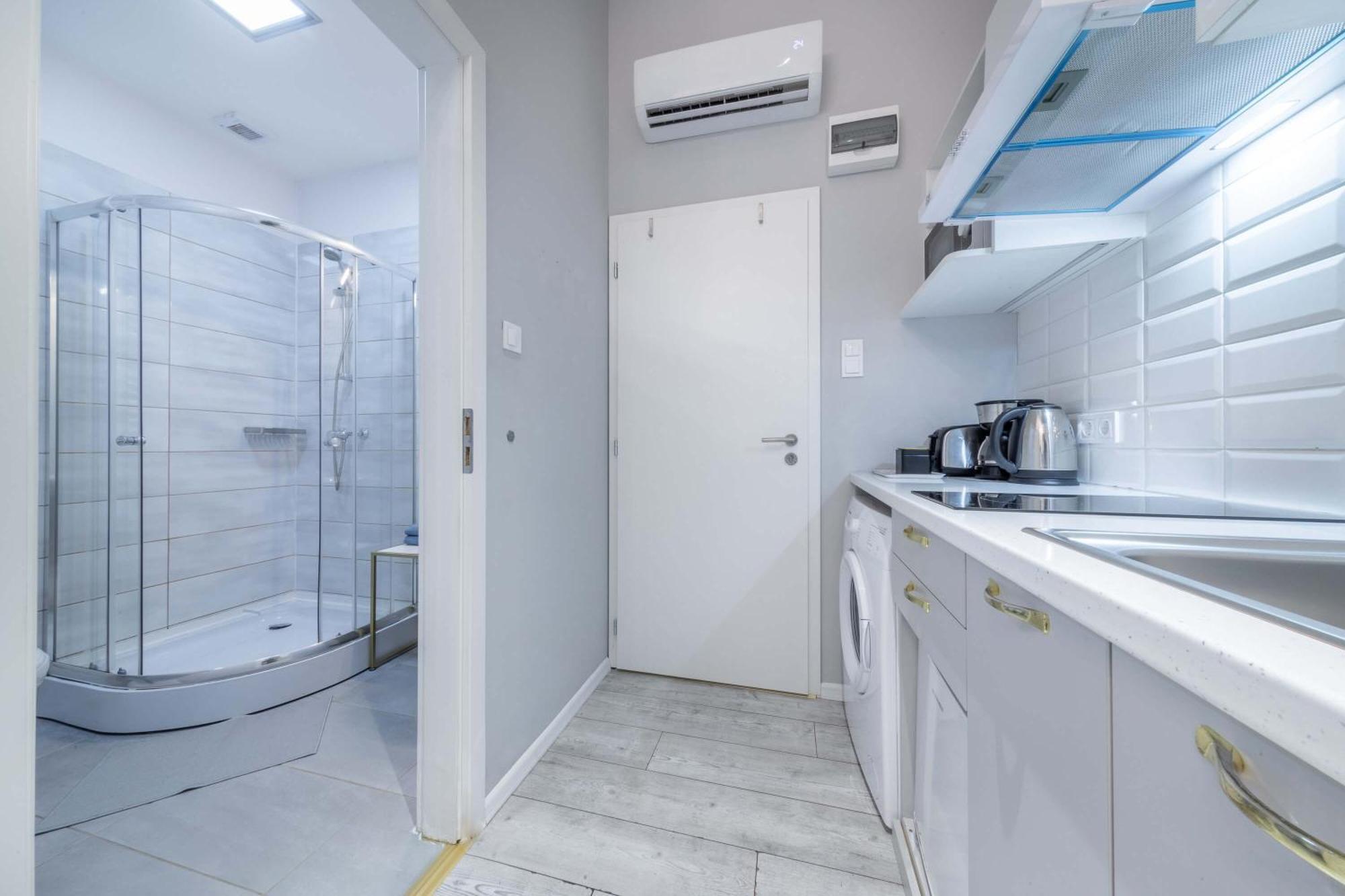 Apartamento Js Modern Downtown Studios-self Check-in
