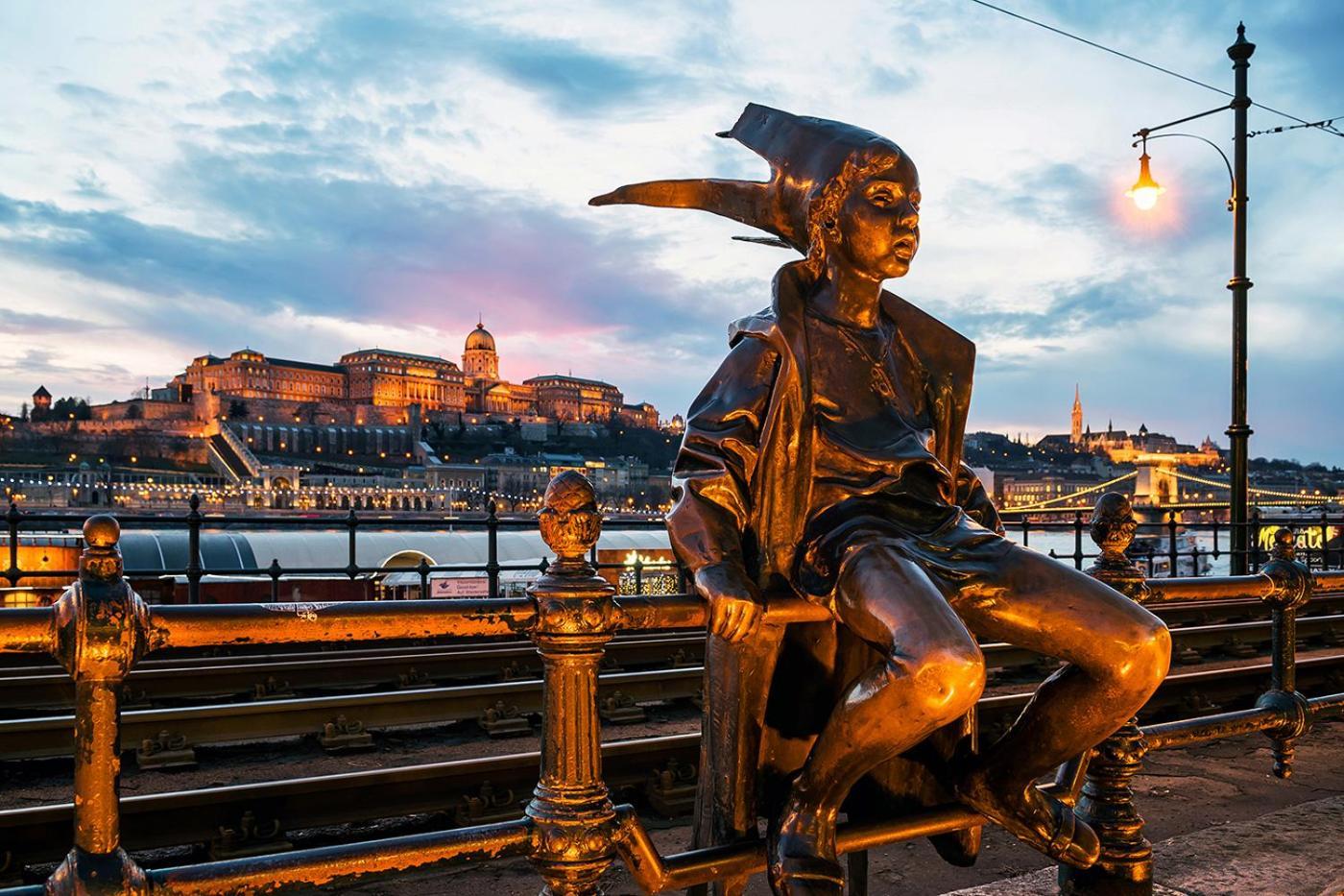 Szabadsag Ter Budapest