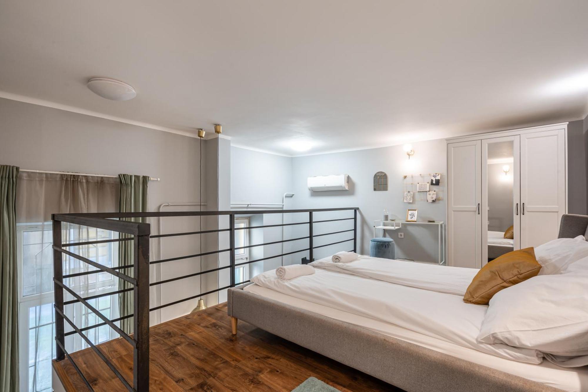 C76 - Boutique Apartments, Best Location By Bqa Apartmán Budapest