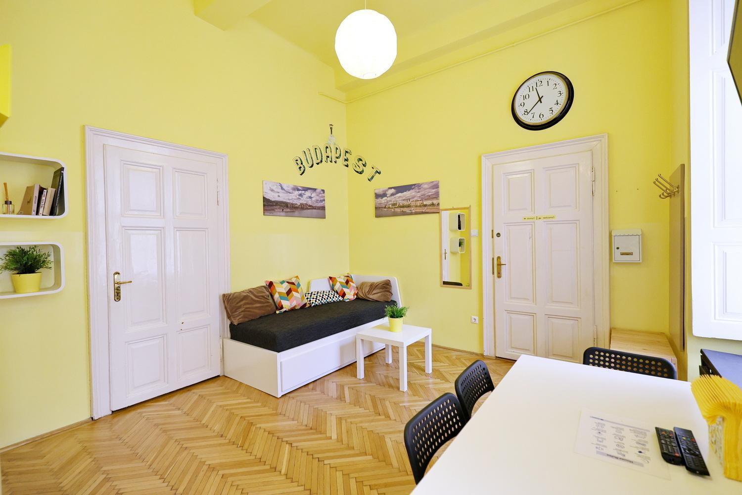 Apartment Supreme Astoria Semmelweis *
