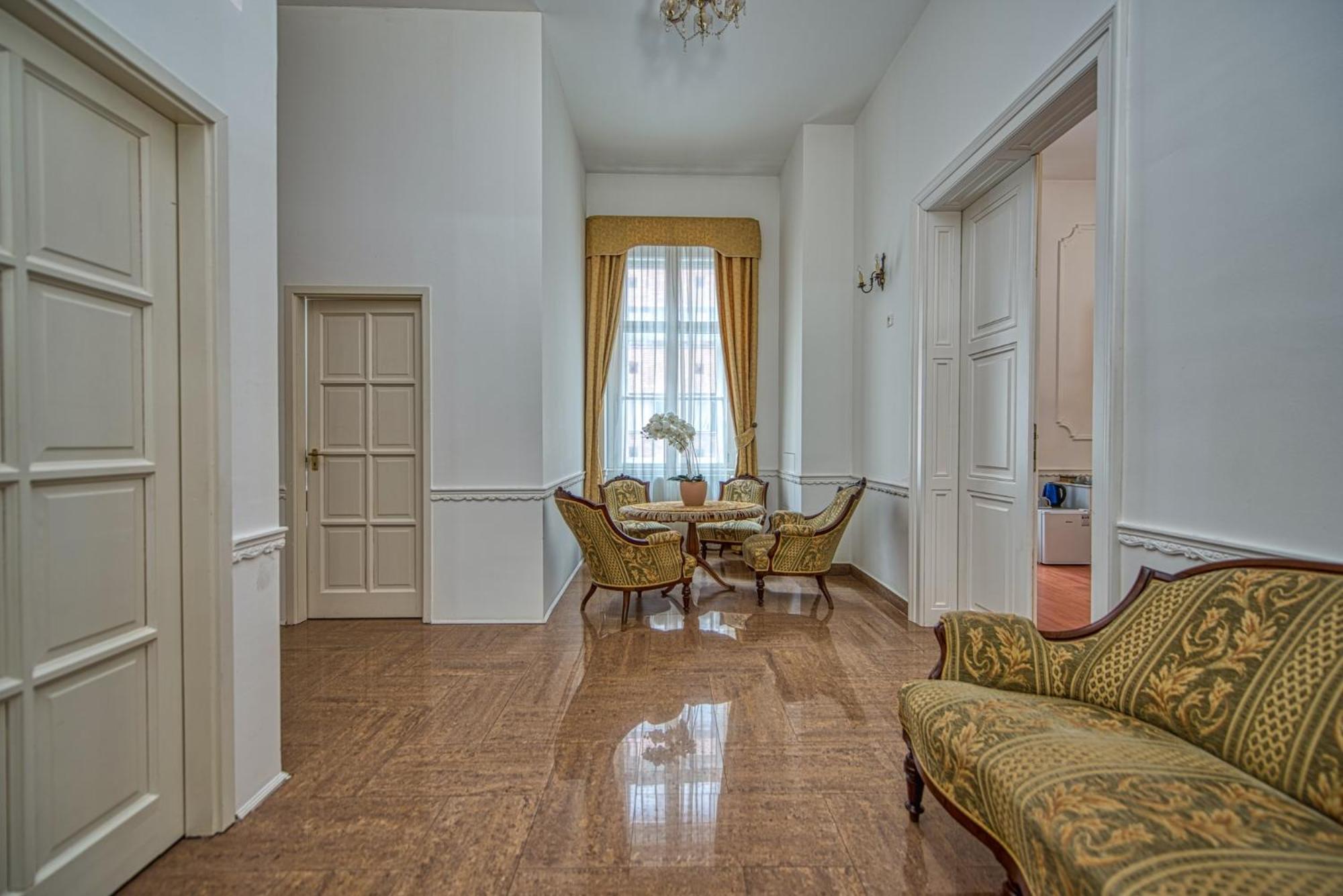 ékszerdoboz A Budai Vár Alatt Appartement