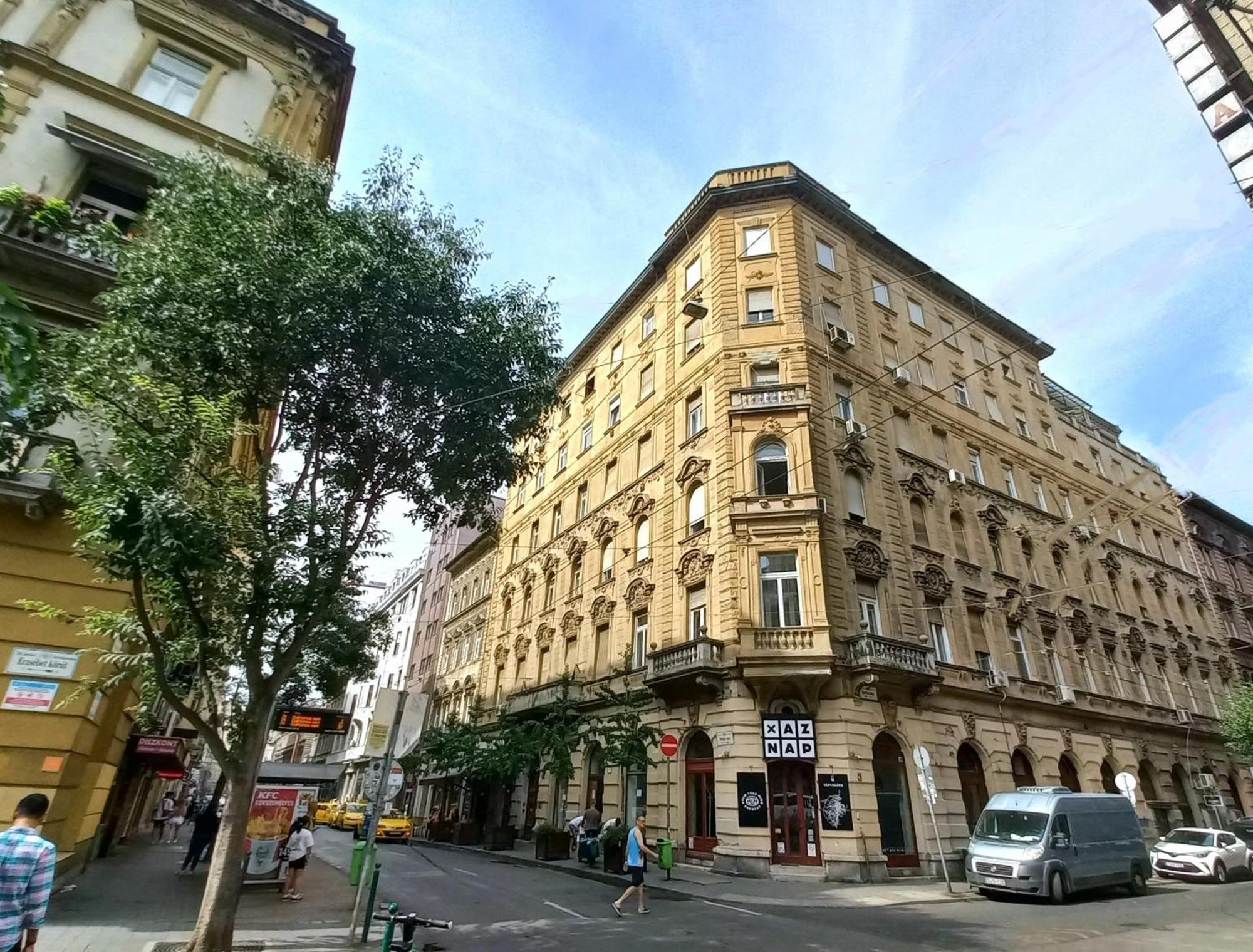 The Grand Dohány Str Apartamento