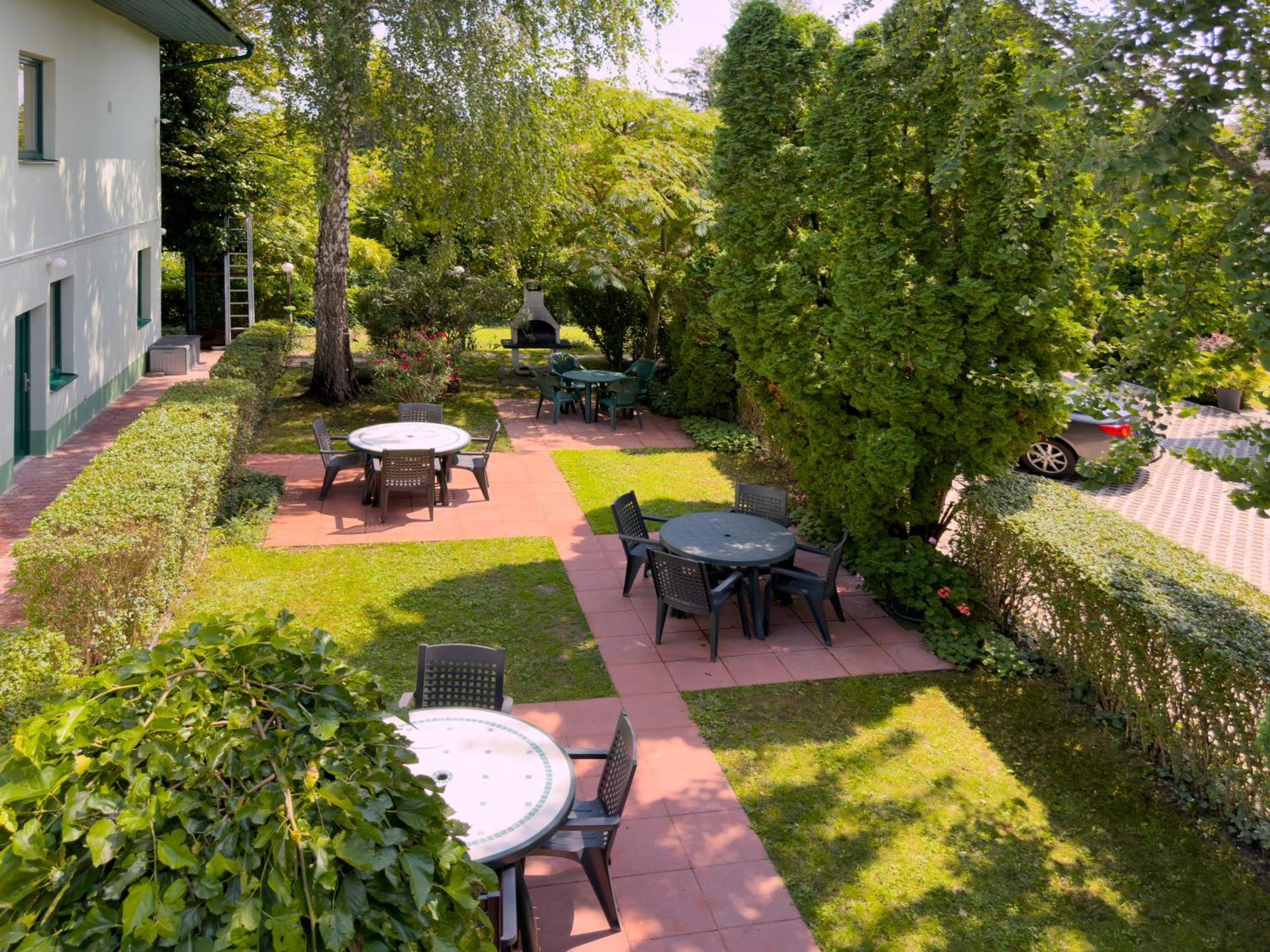 Irisz Panzio 3*