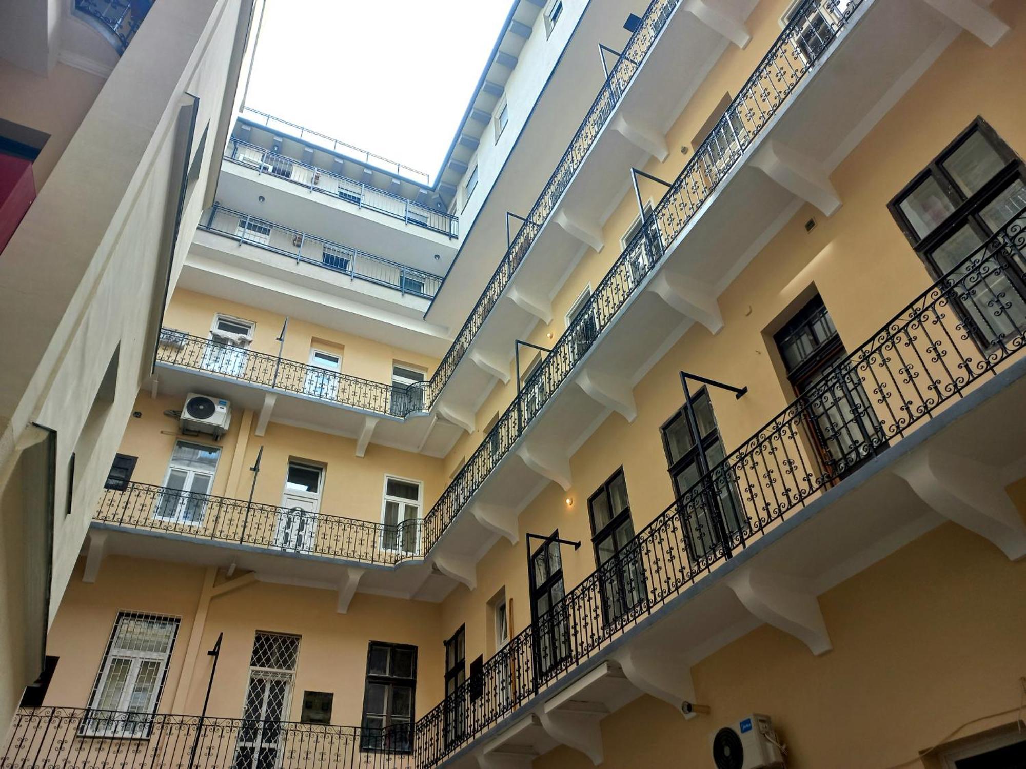 Apartment Downtown Acacia Str Budapest