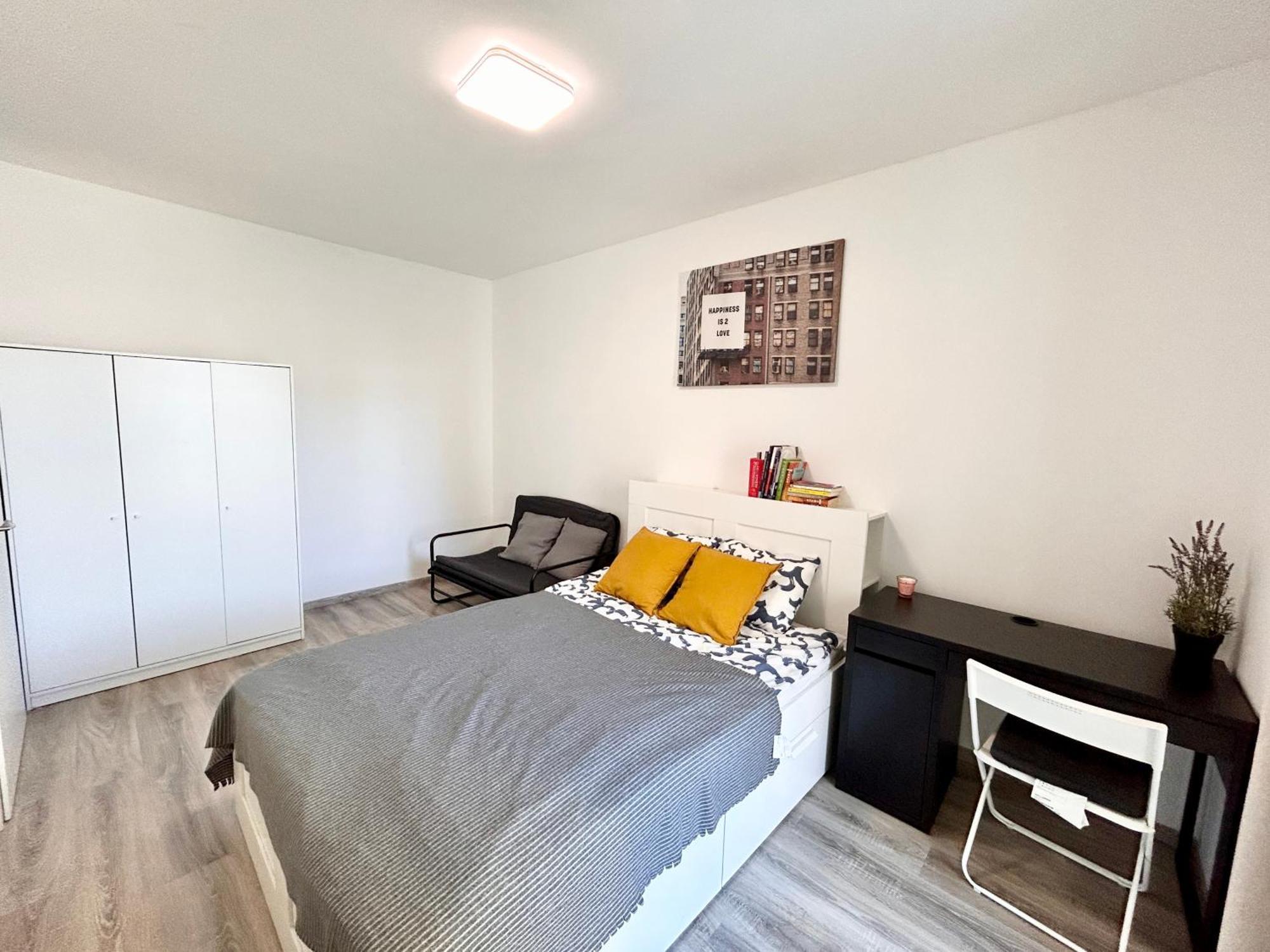 New 2022 Family&friends Downtown Ac 3br 2ba Free Parking Big Balcony Near Metro&train Station Self Check-in Apartman