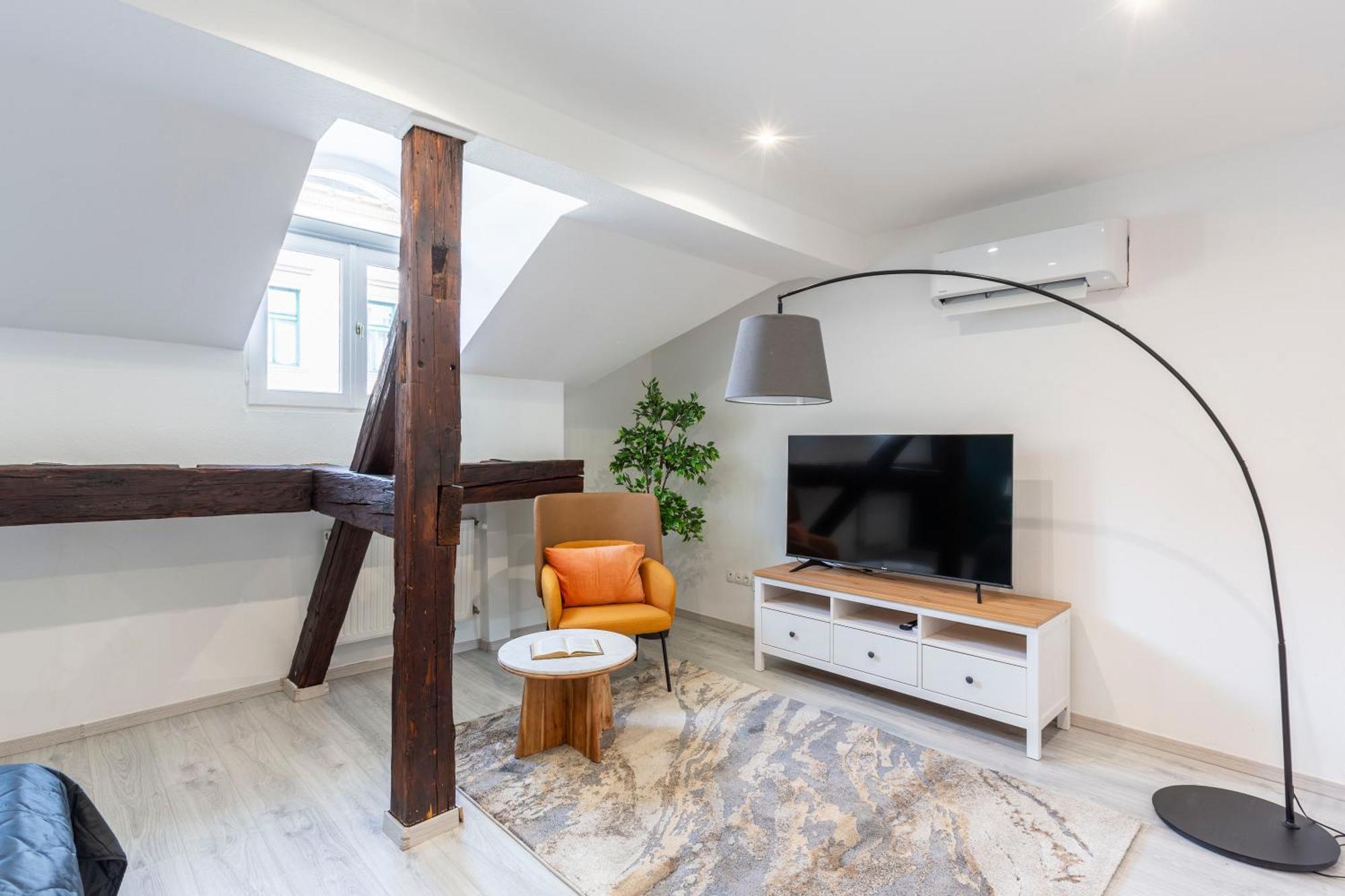 Rustic By Lh * Budapest