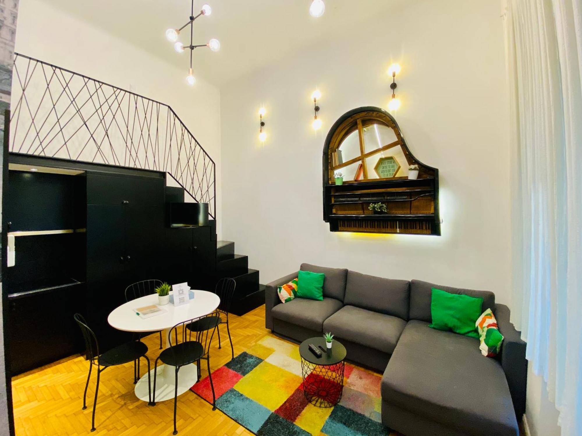 Apartamento Cozy Downtown 2br Ground Fl - Piano Budapest