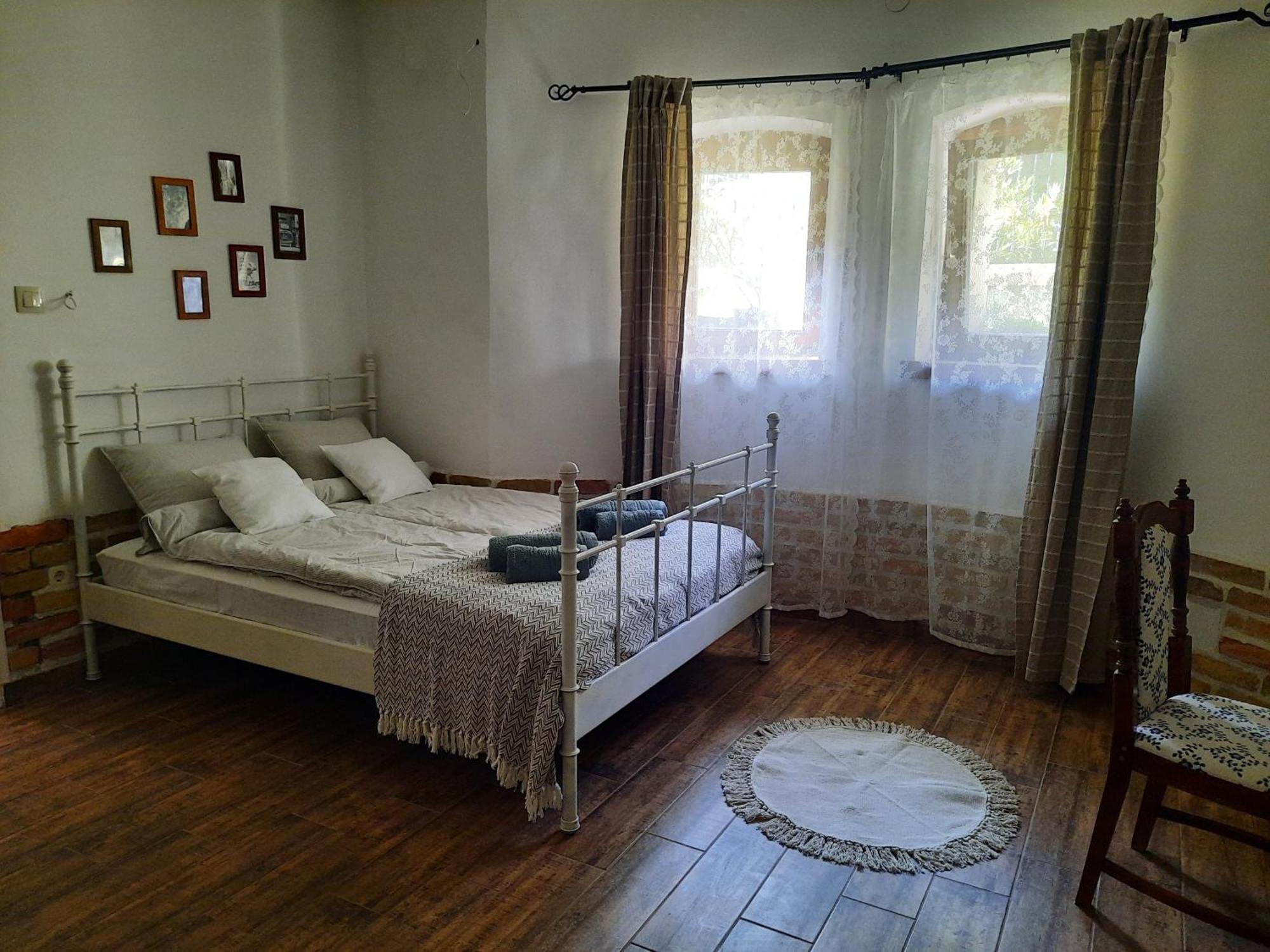 Kuria With Free Parking Apartamento