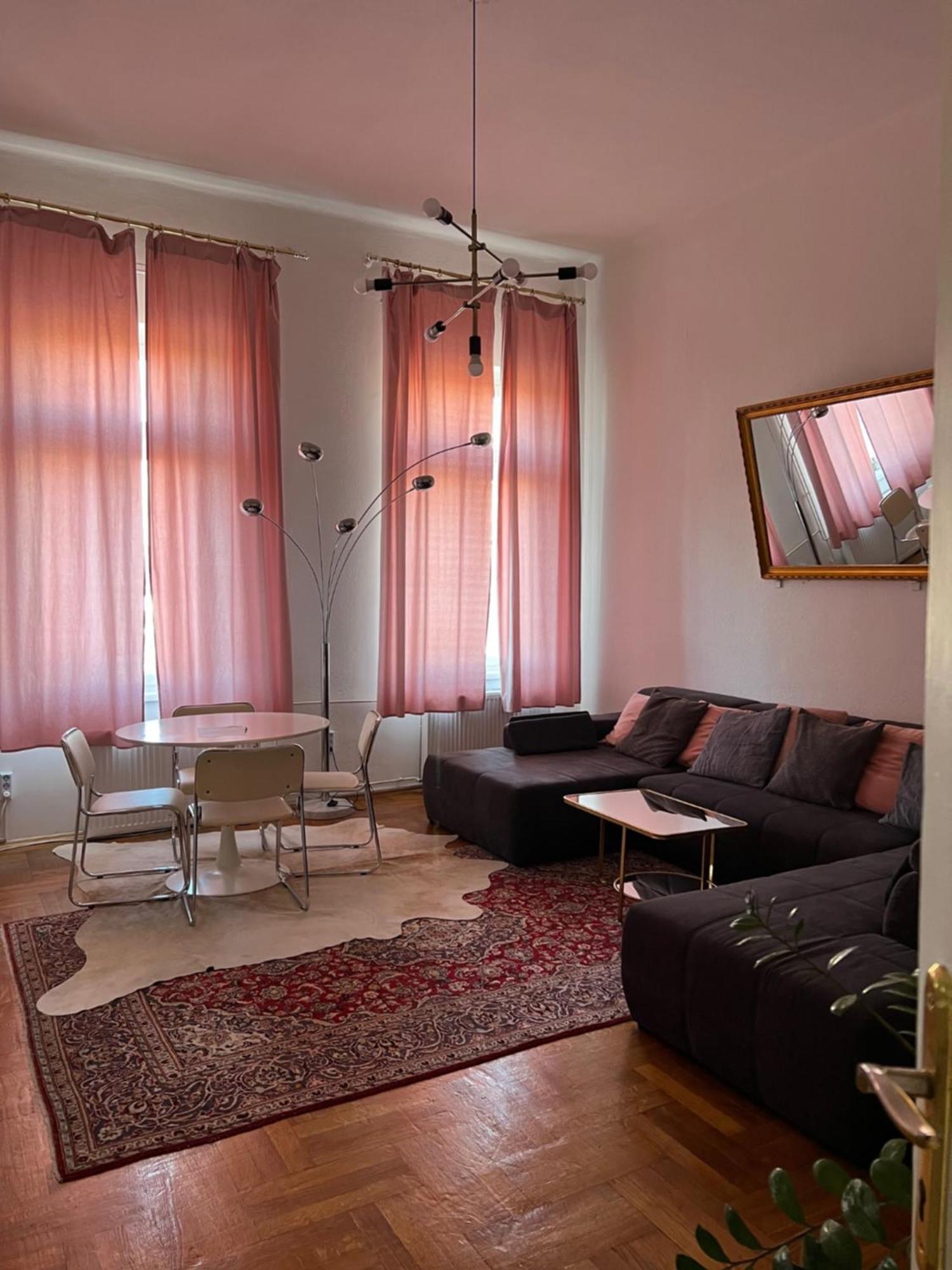 Apartament Allomas