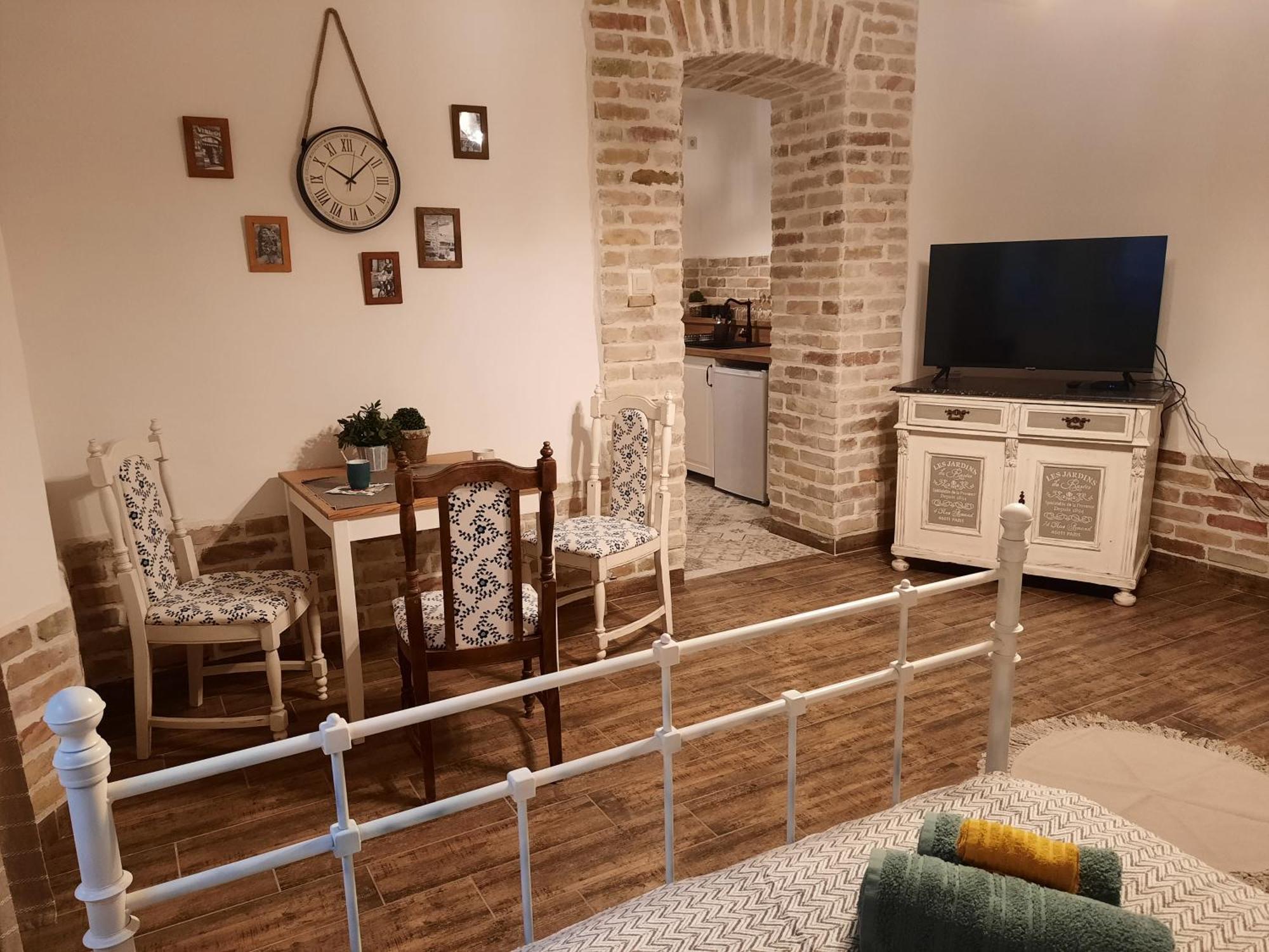 Kuria With Free Parking Apartamento