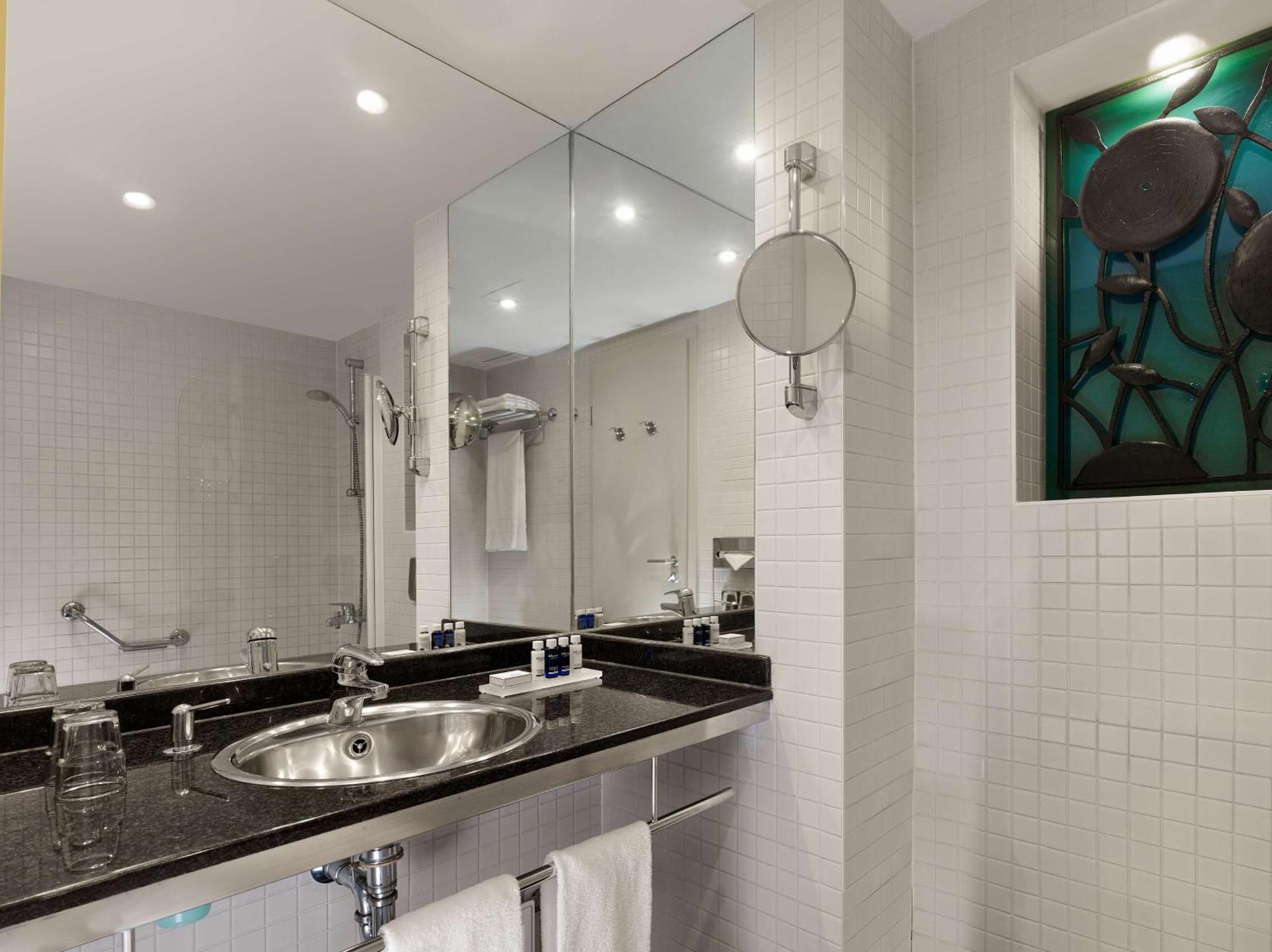 Hotel Park Plaza 4*