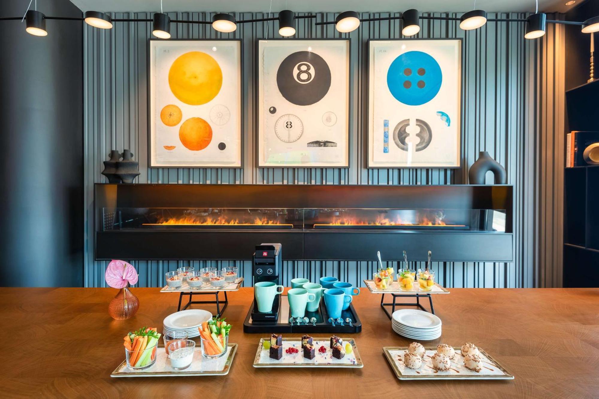 Park Plaza Hotel 4*