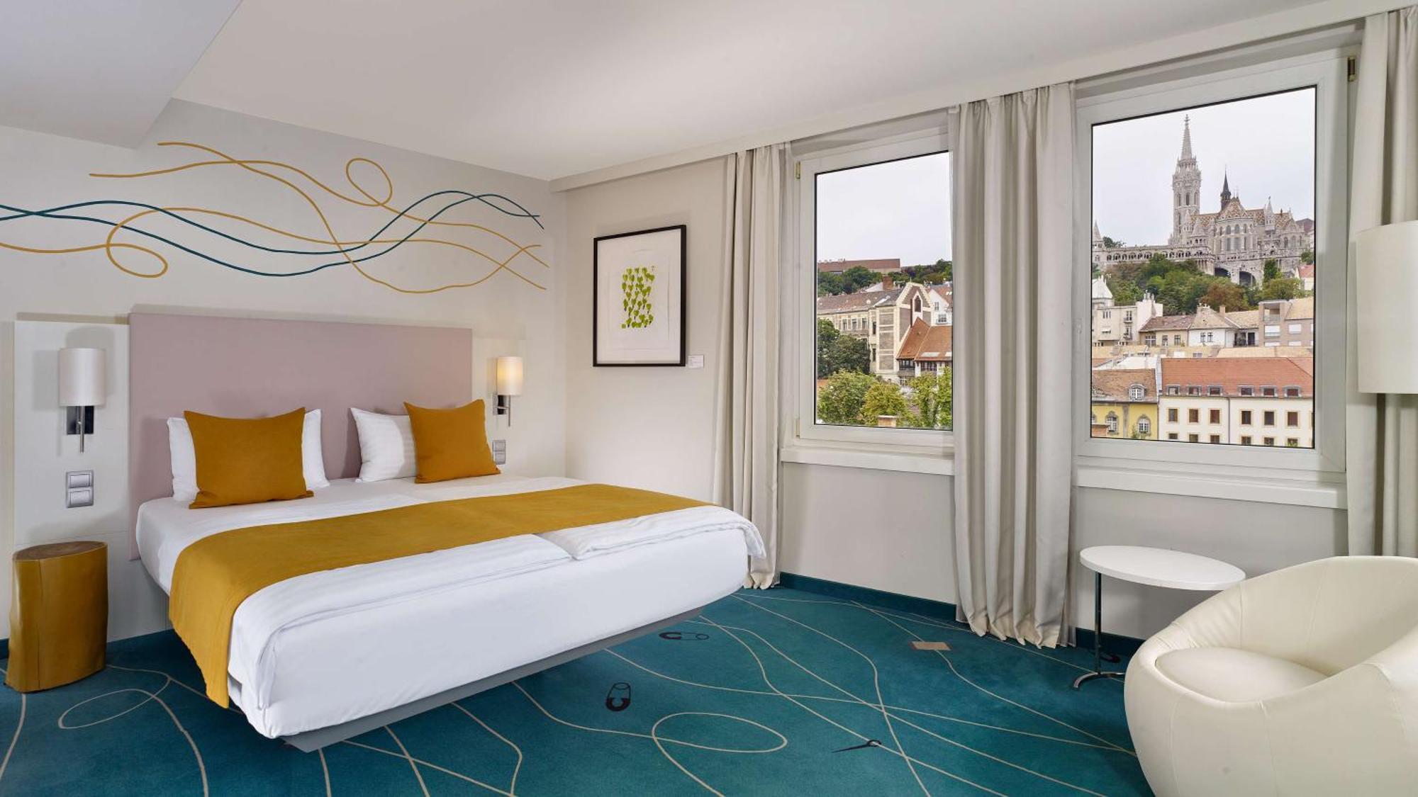 Park Plaza 4*