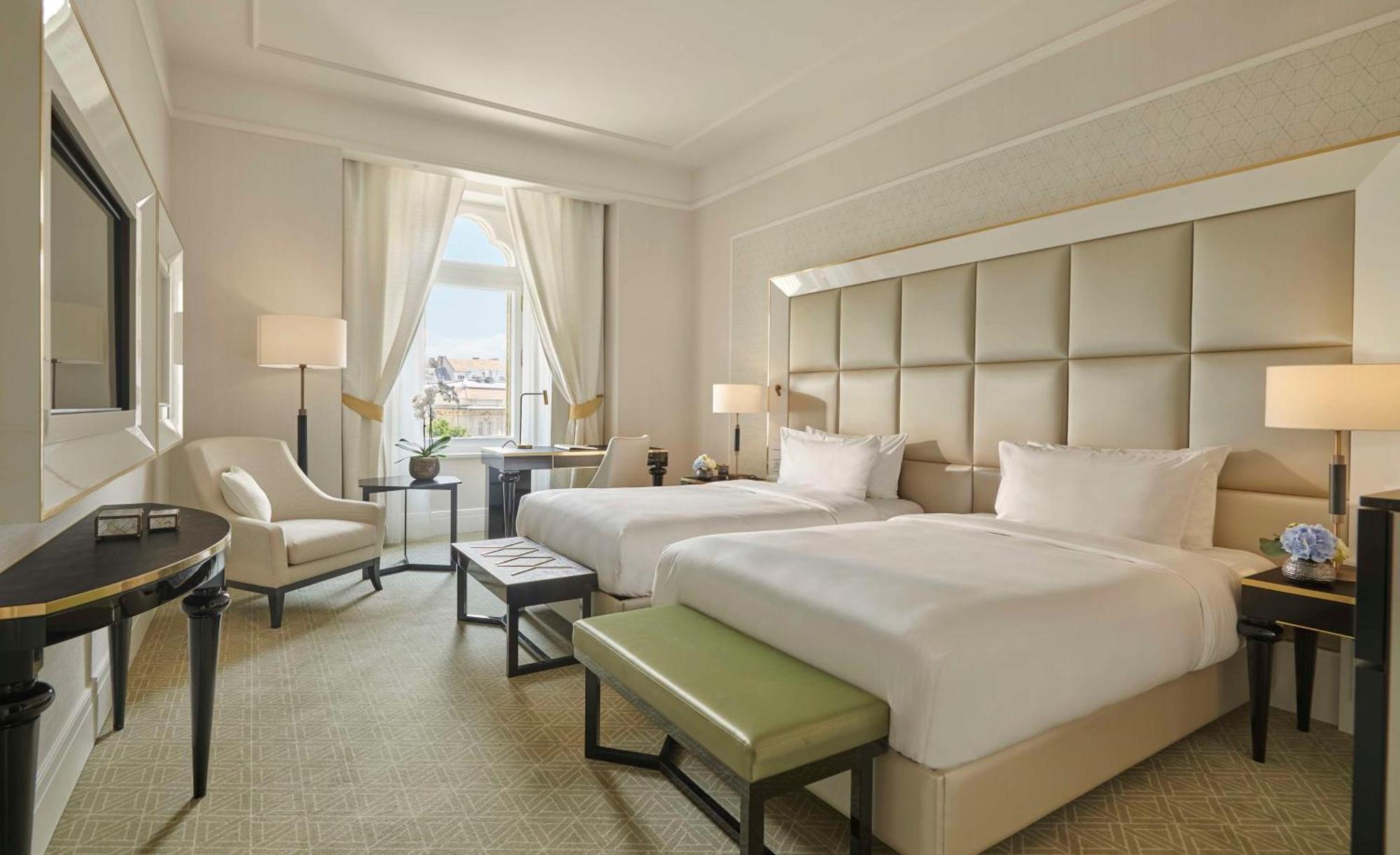 Párisi Udvar Budapest, Part Of Hyatt Budapest