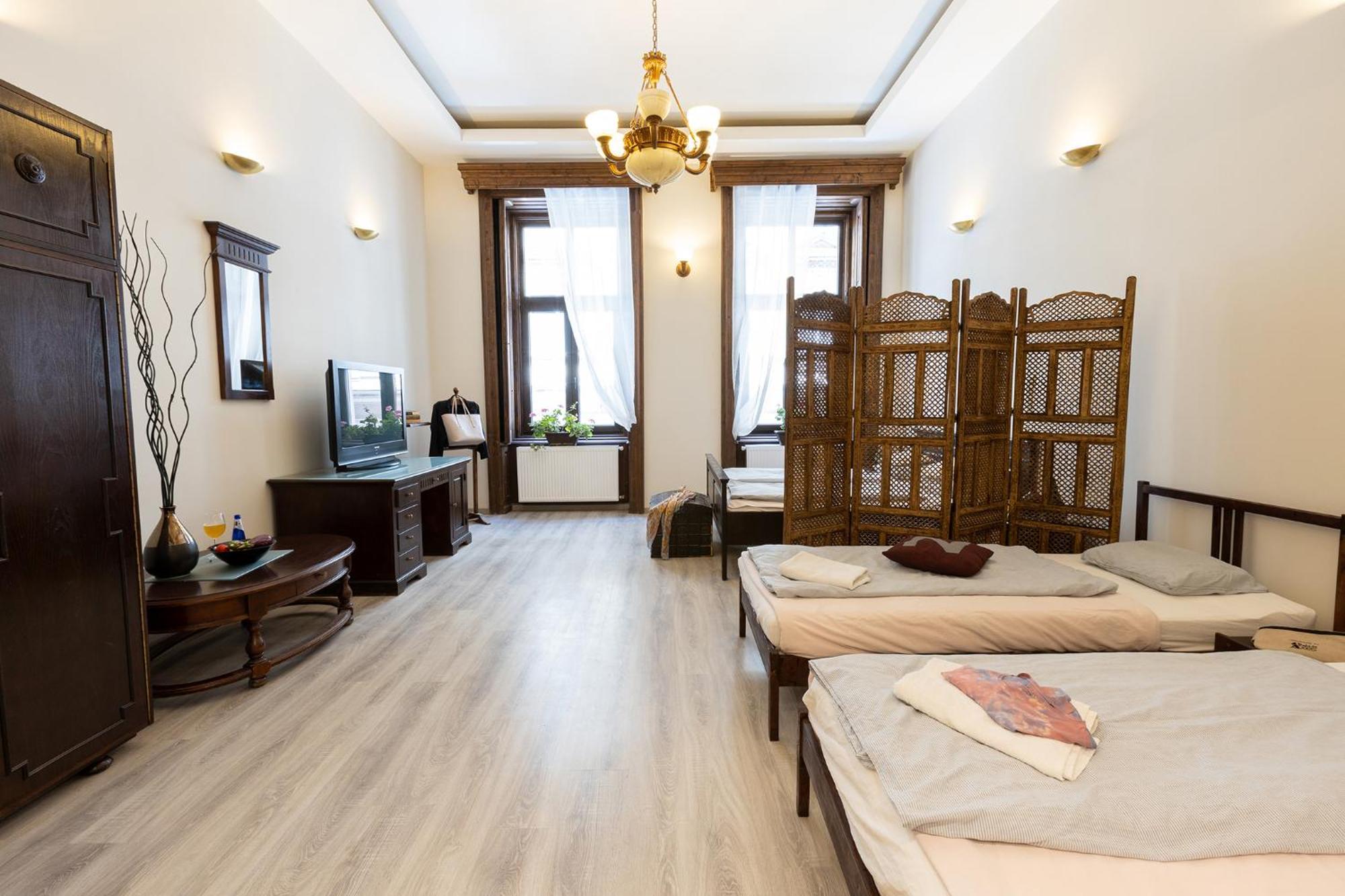 Friends Hostel&apartments Hostel *