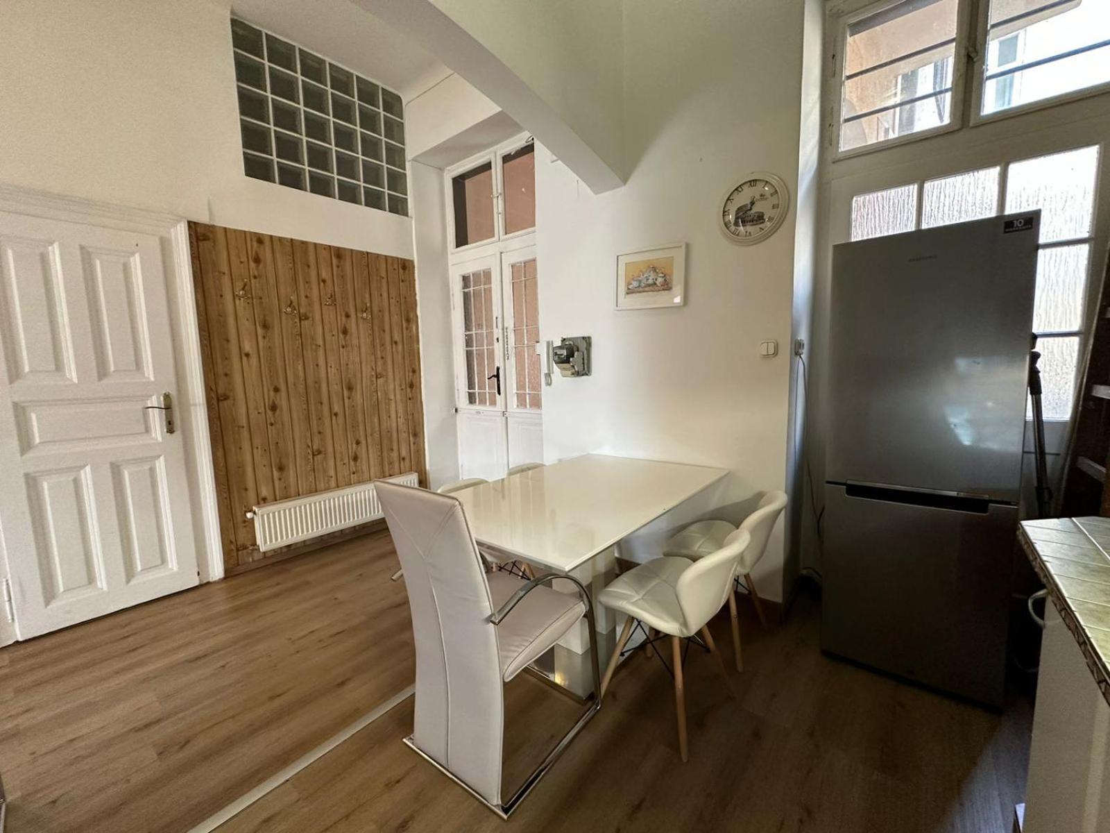 Apartamento Park Danubes View Market