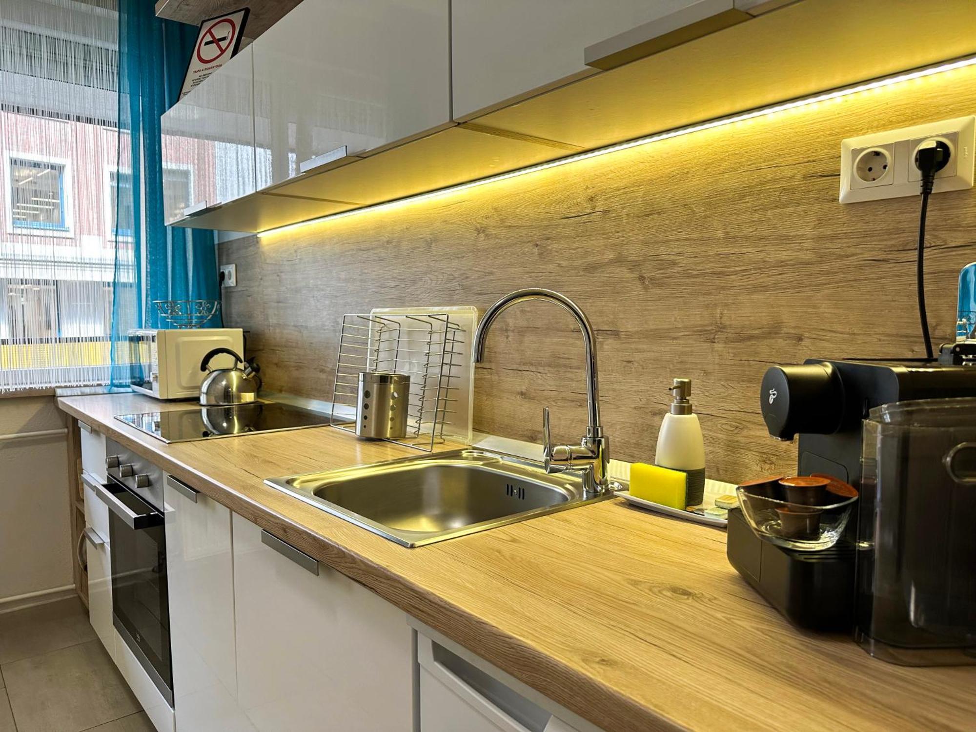 Asboth Taylor Appartement *