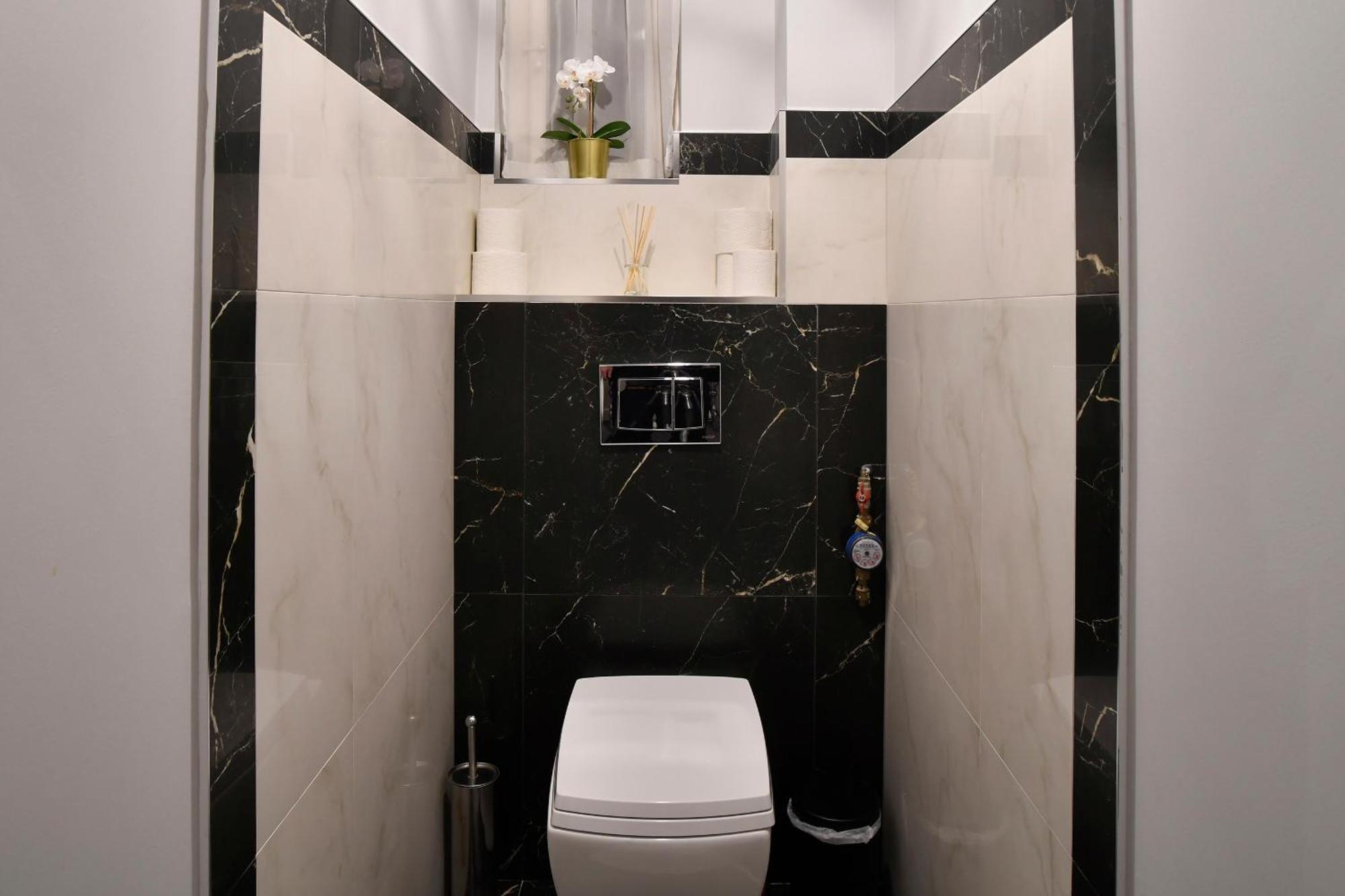 Luxuryflat Near Centre On118 Sqm, 3br,2bth,8bed,ac Apartamento *