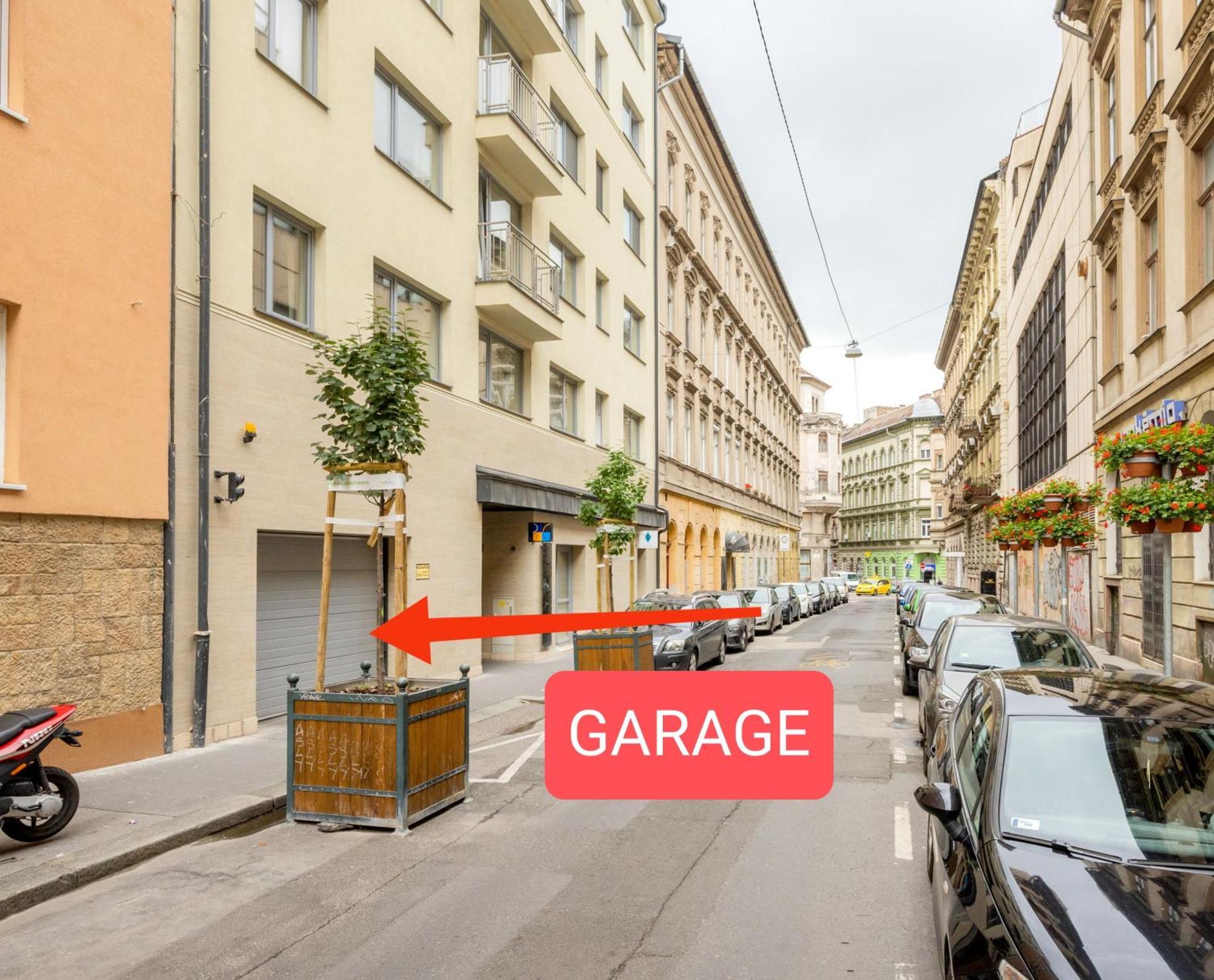 Feel Superior # Free Parking # Balcony # Ac