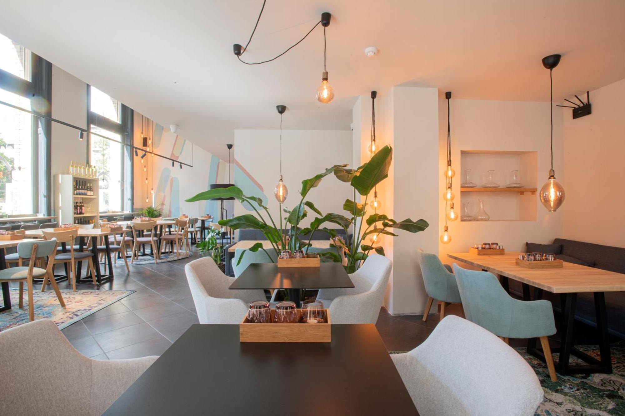 Modern Floor Loft With Balcony Lejlighed