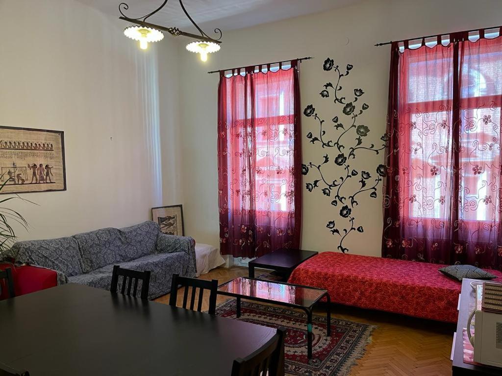 Anna 2 Bedrooms 2 Bathrooms 6 Bikes Apartment *