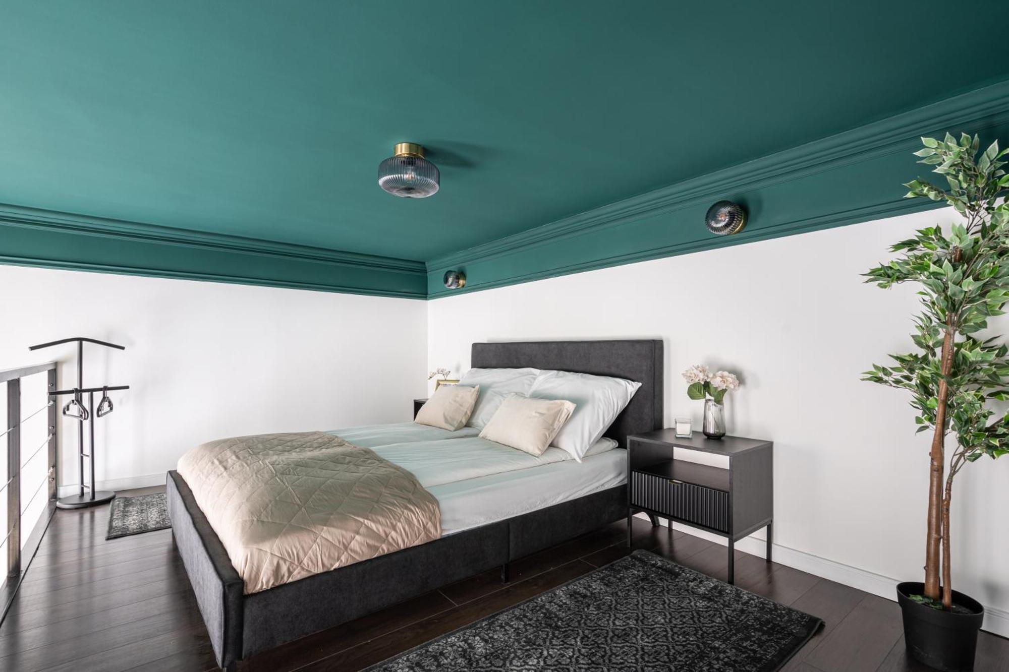 E41 - Trendy Boutique - Prime Spot By Bqa Budapest