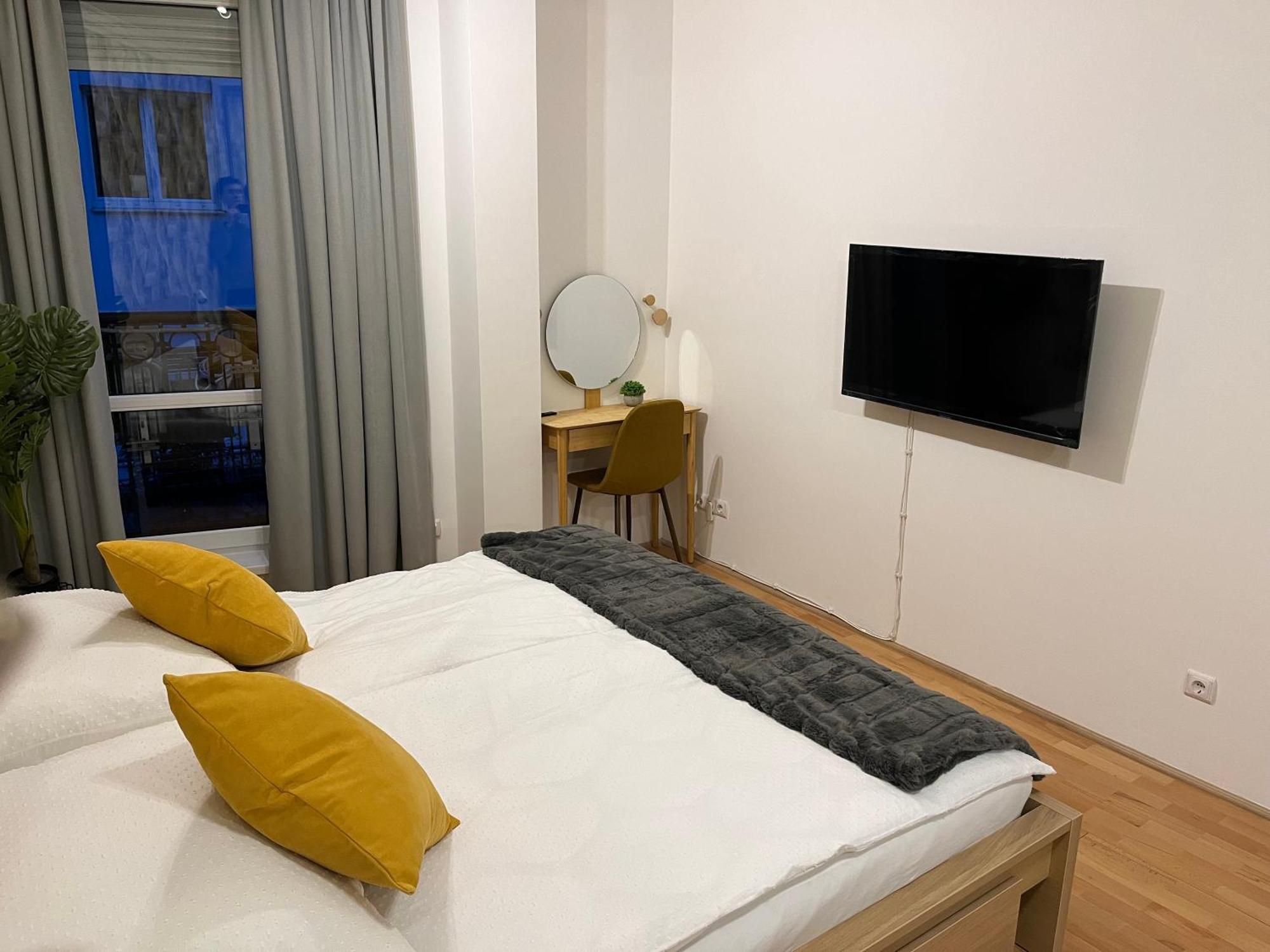Ildiko's 2 Bedroom Cosy