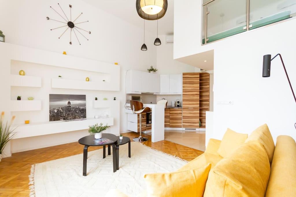 Bright Design Riverside By Nw * Budapest