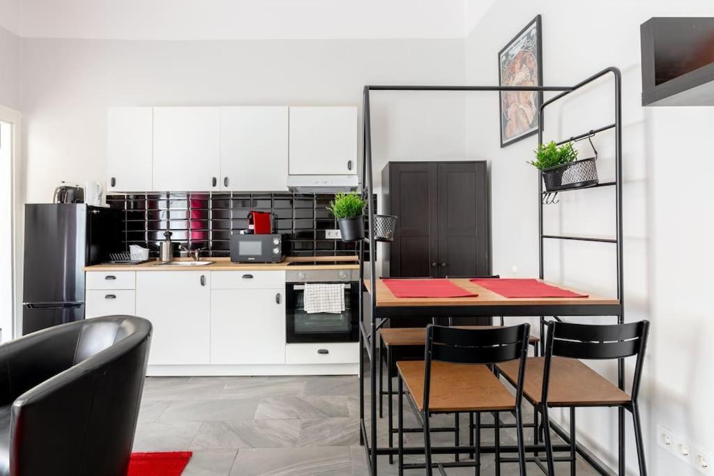 Kz10e Paola On Kazinczy Utca Apartamento *