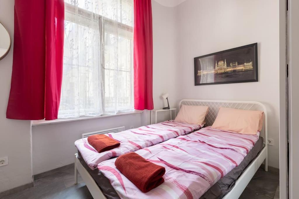 Kz10e Paola On Kazinczy Utca Apartamento Budapest