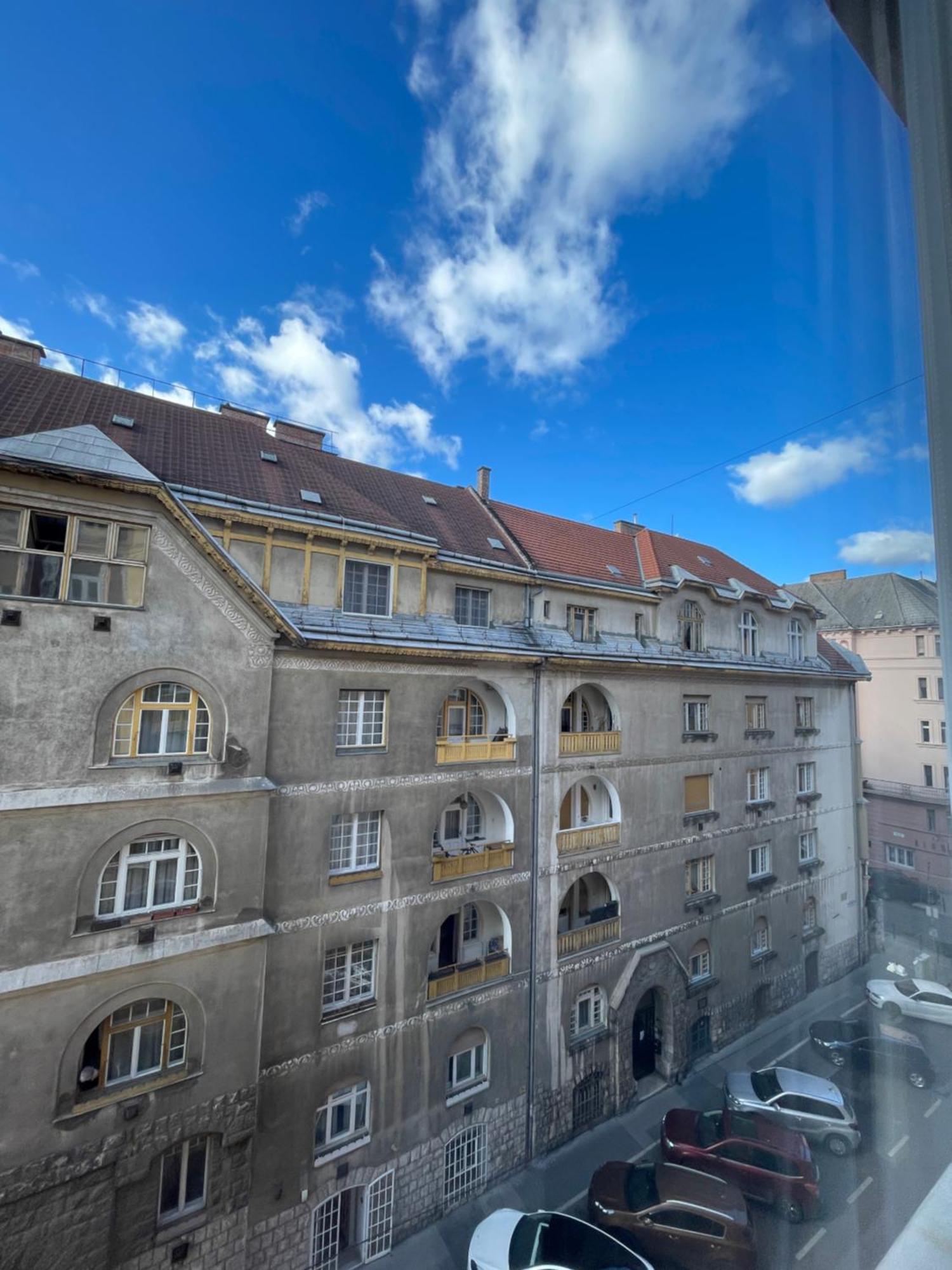 Sophie 1 * Budapest