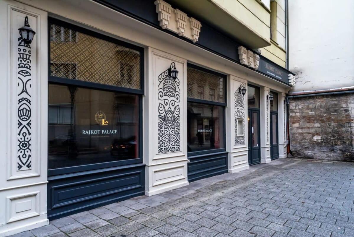 New At Exlusive Location Apartment Budapest