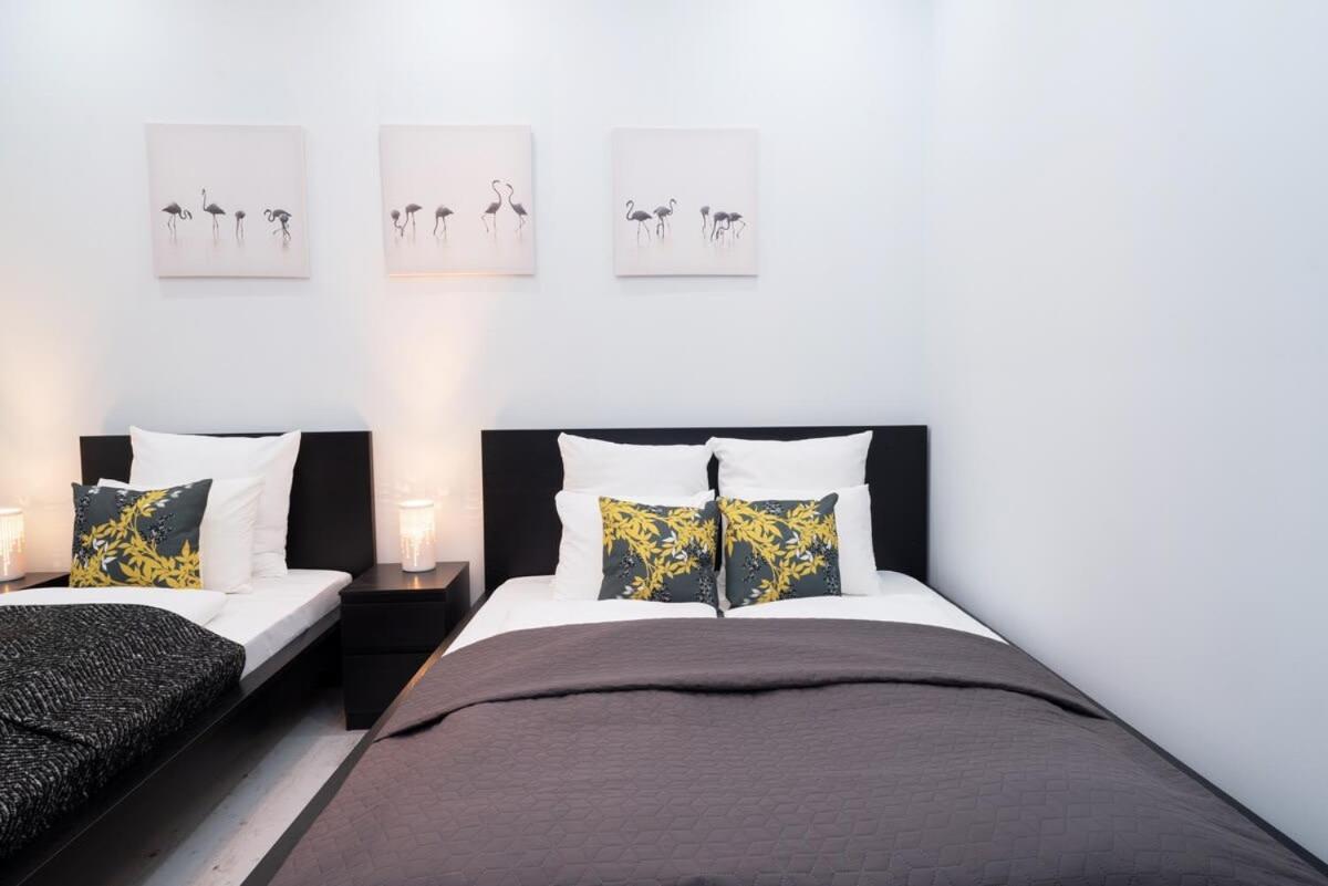 New Spacious At Superb Location Apartmán