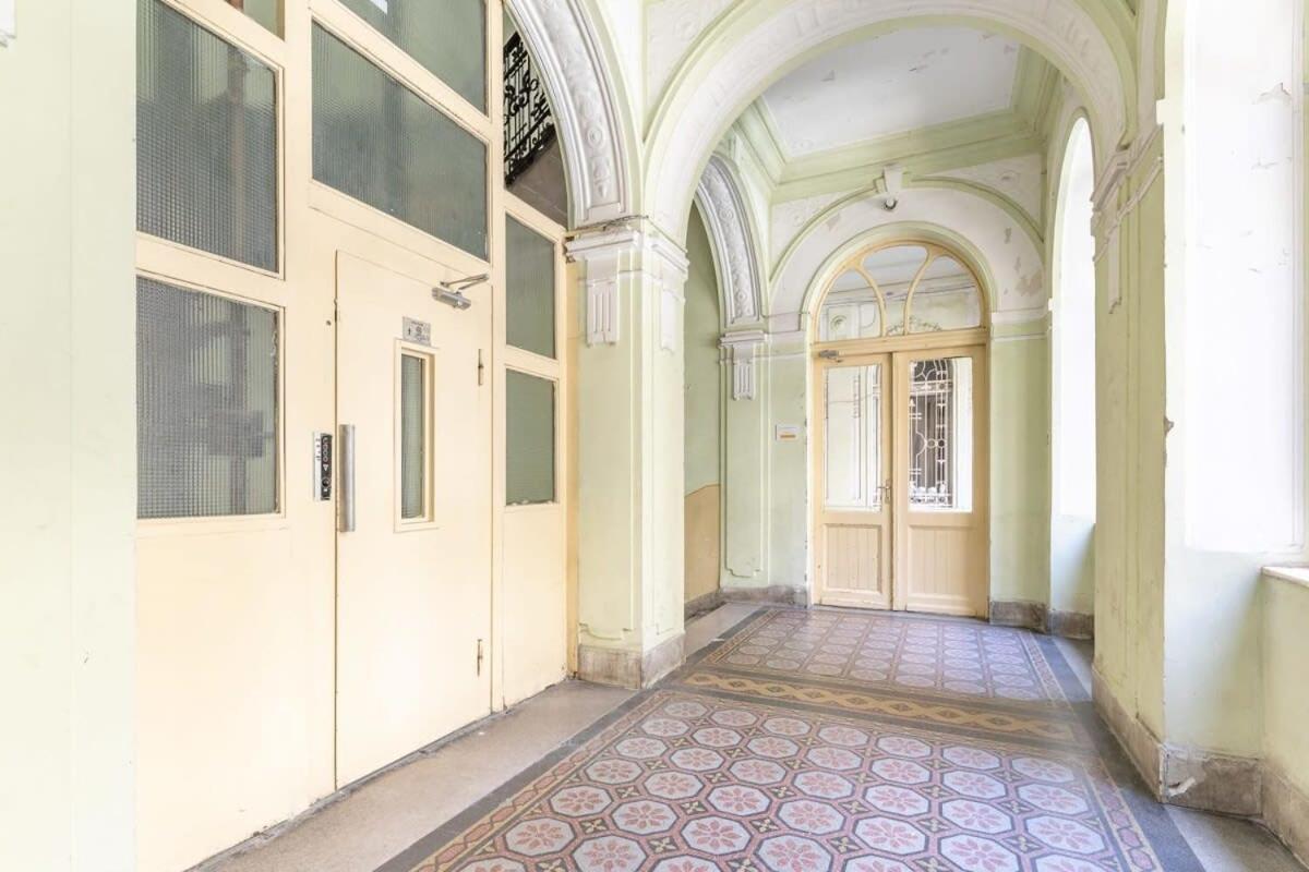 Ultra Modern For 3 Guests Lägenhet Budapest
